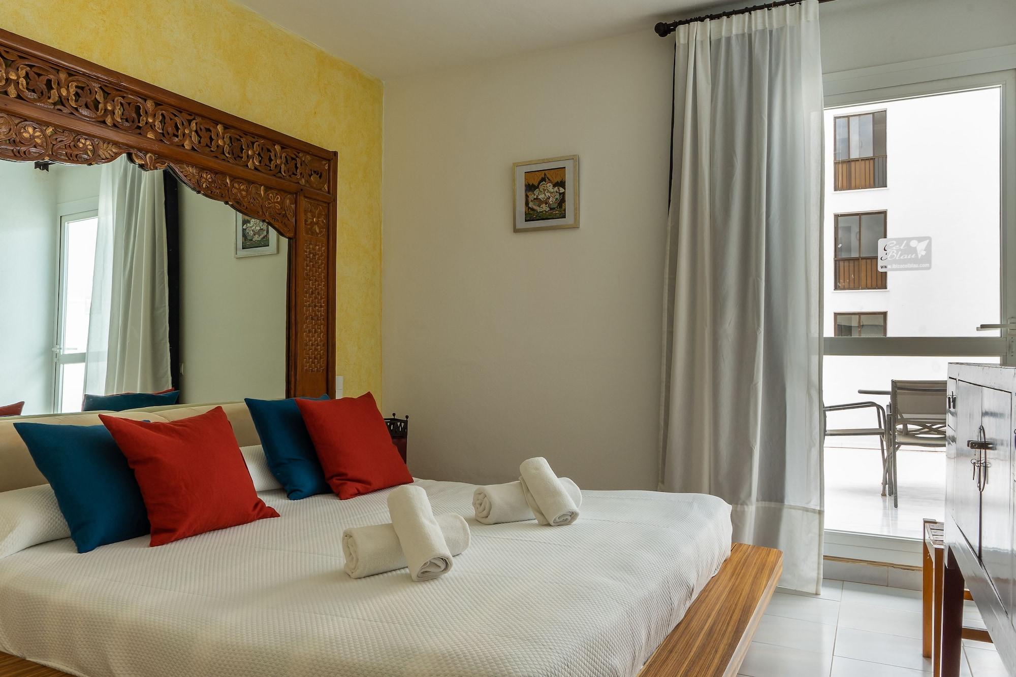 Cel Blau Apartment *