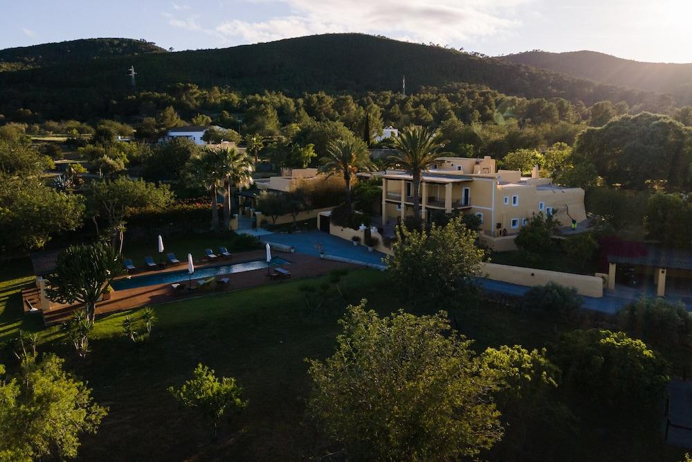 Mariposas Ibiza Hotel 3*
