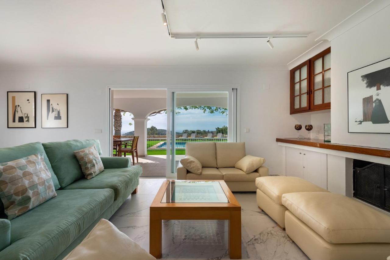 Villa Joan I - Fantastic Sunset Views And Family Friendly - Sant Antoni de Portmany