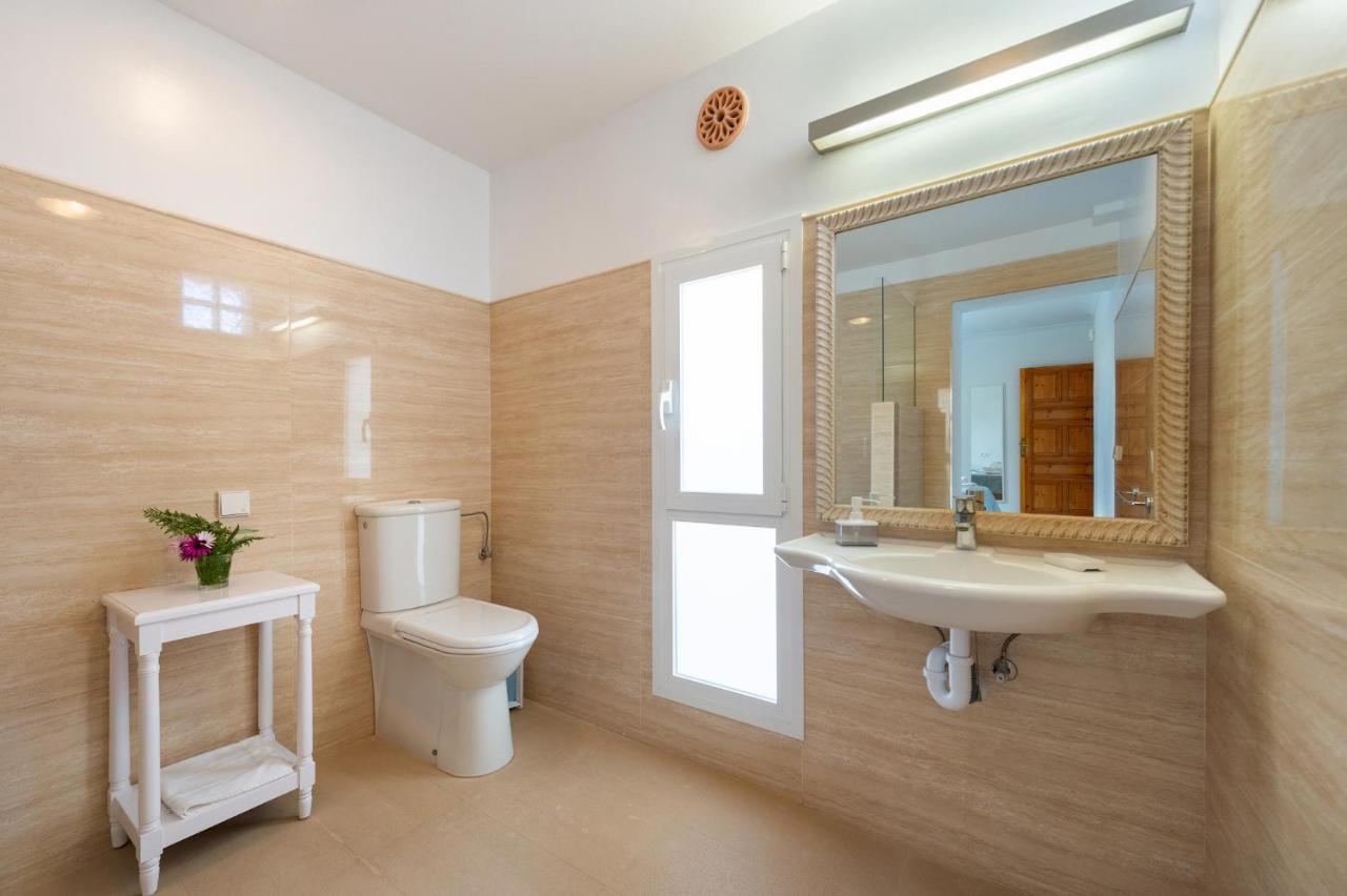 Villa Joan I - Fantastic Sunset Views And Family Friendly - *