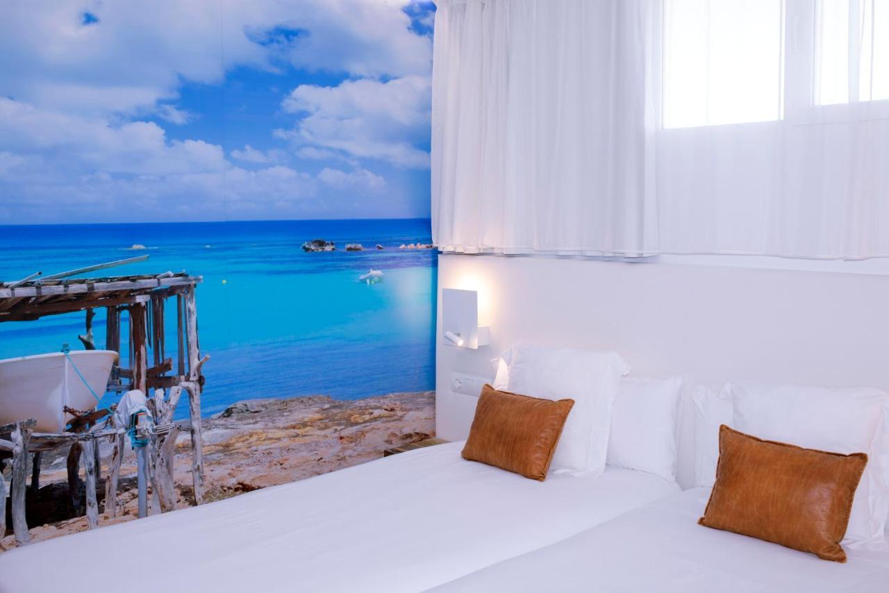 Llobet Aparthotel