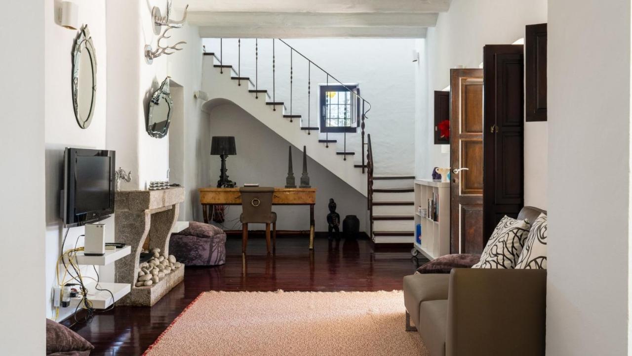 Villa Magnificent Marama In The Midst Of Ibiza's Countryside
