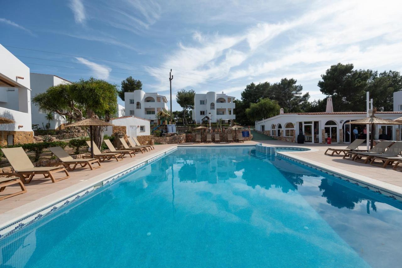 Blanco Sol * Cala Vadella (Ibiza)