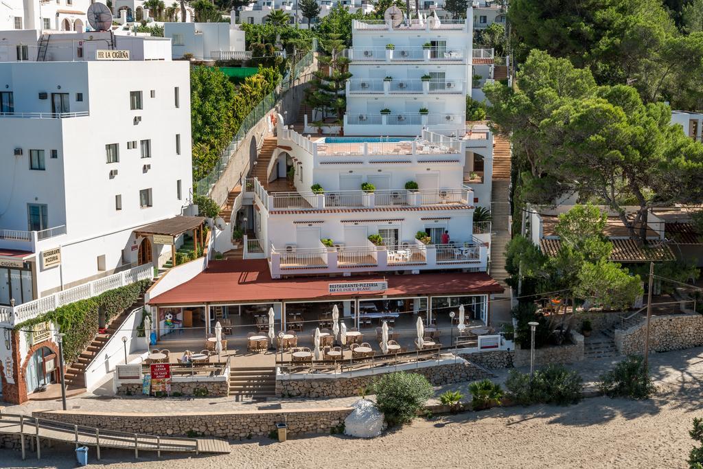 Flats Friends Es Puet Blanc Portinatx