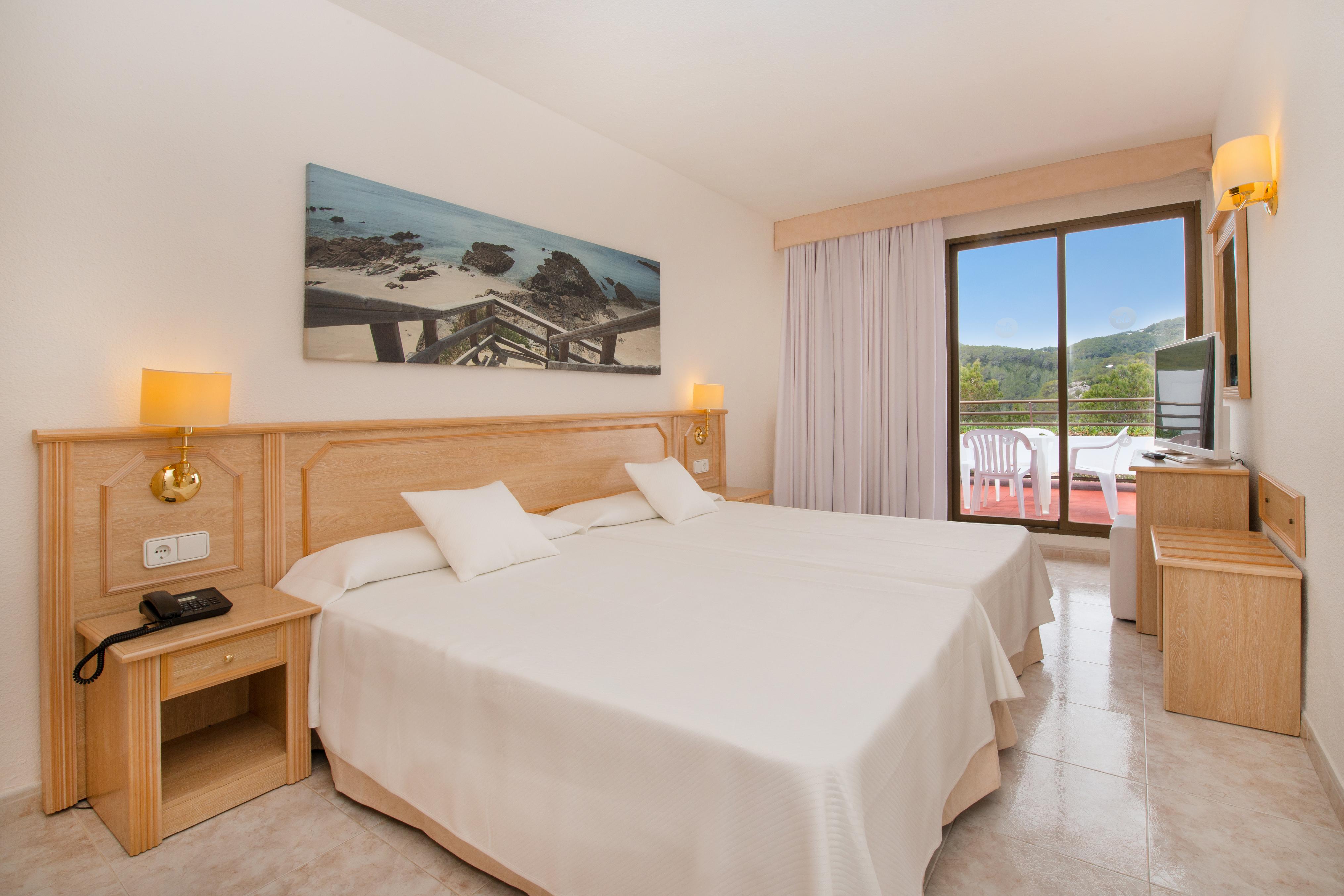 Galeon Hotel 4*