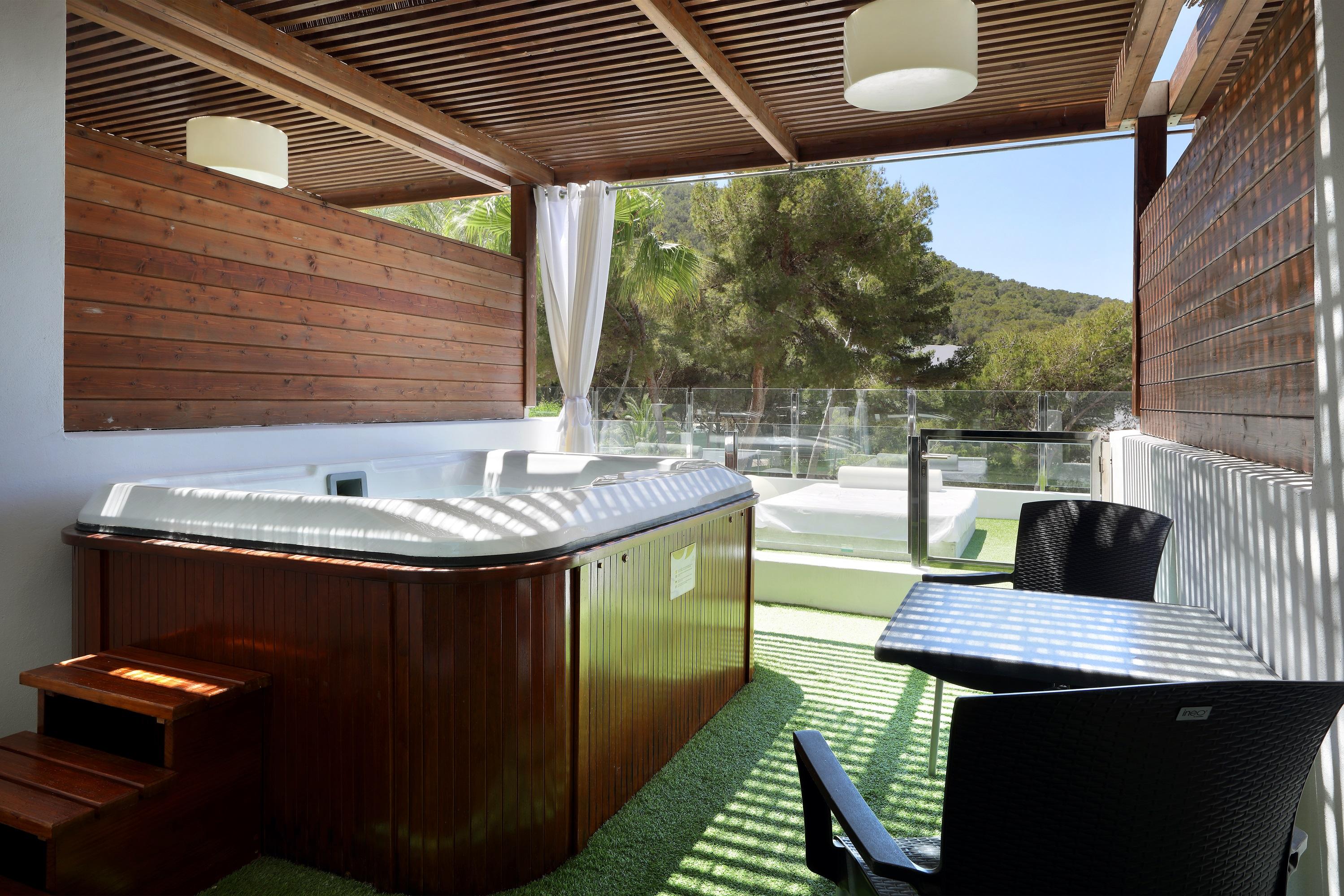 Palladium Cala Llonga - Adults Only Hotel Cala Llonga (Ibiza)