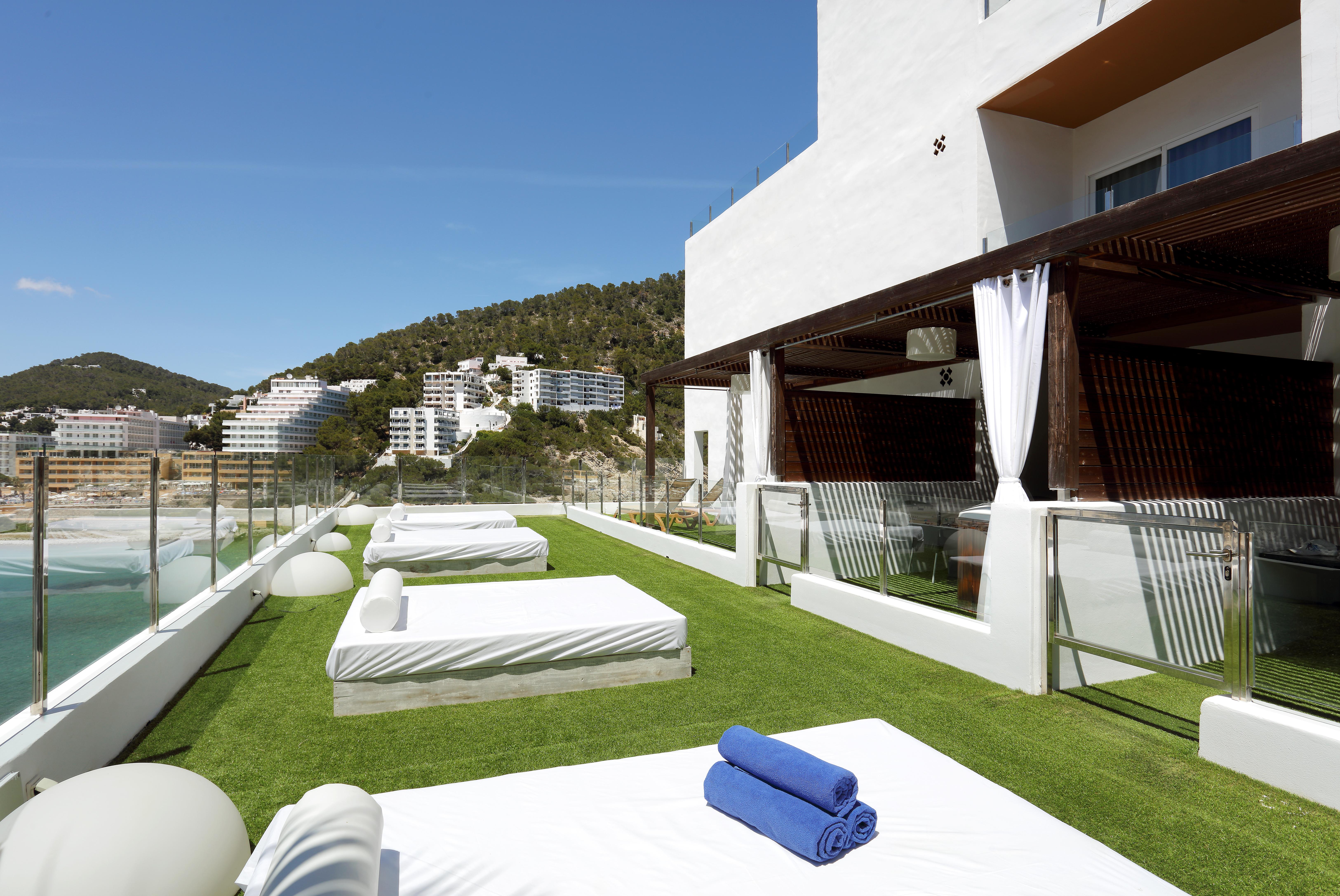 Hotel Palladium Cala Llonga - Adults Only 4*
