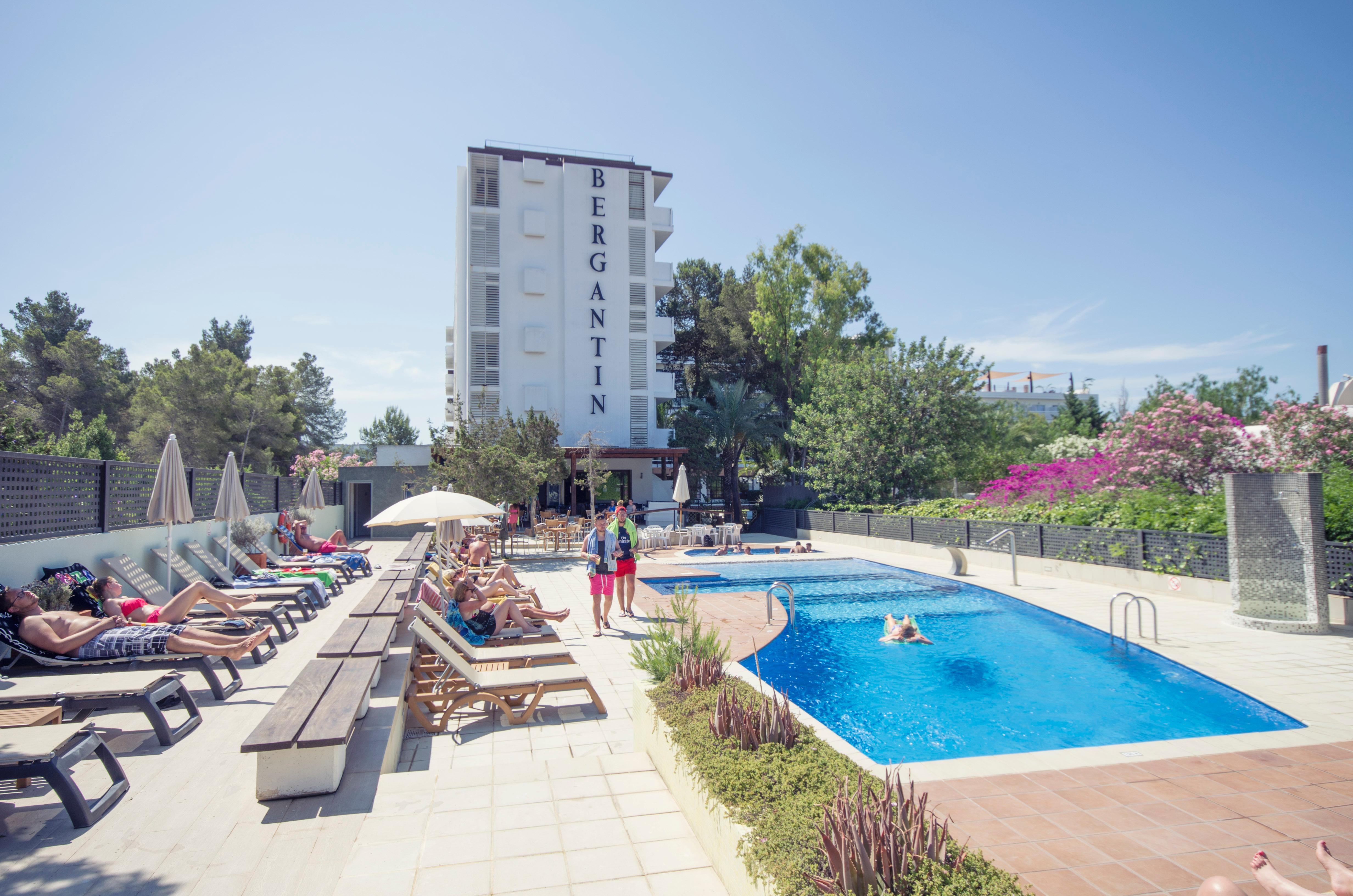 Hotel Azuline Bergantin 3*