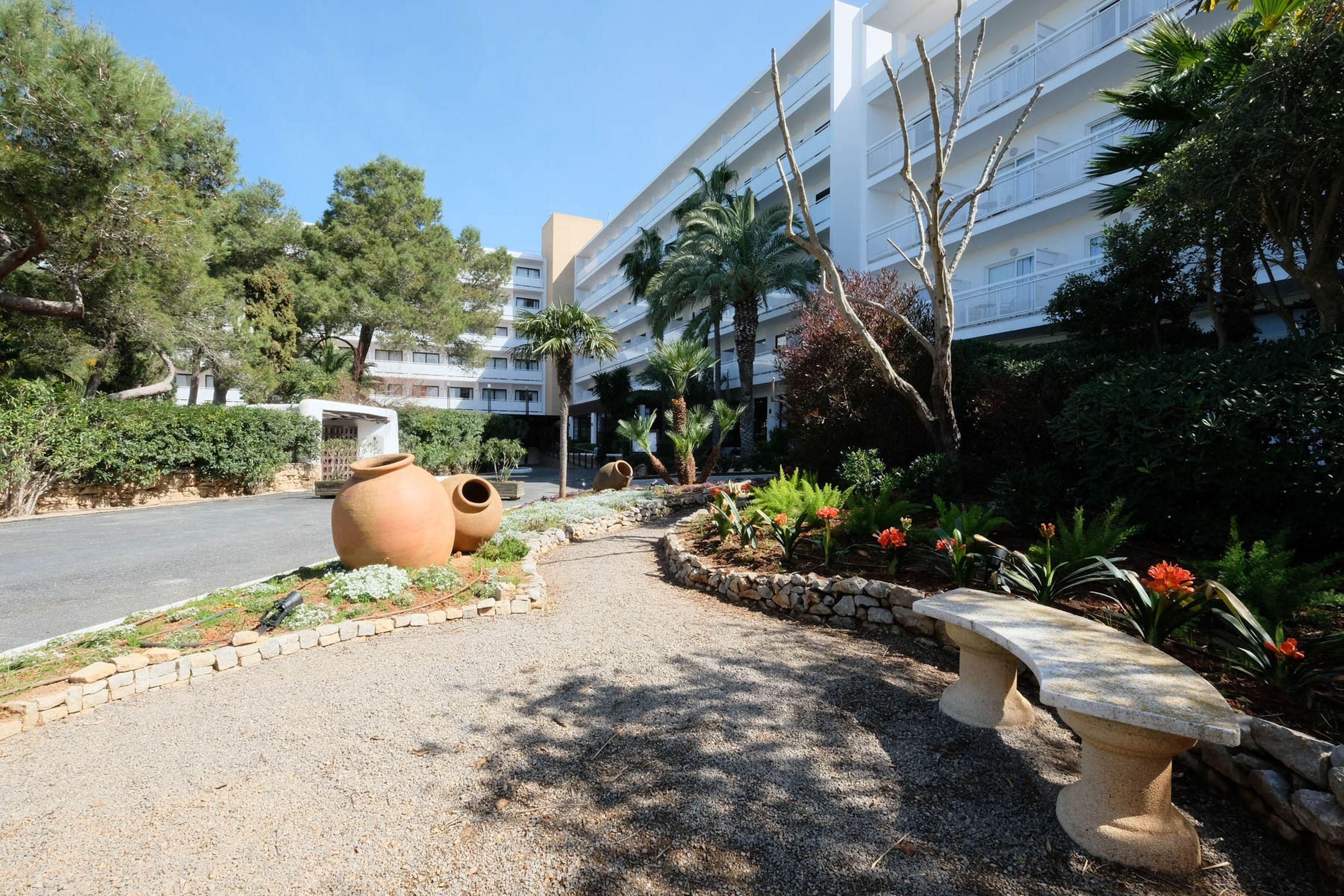 Azuline Bergantin Hotel 3*