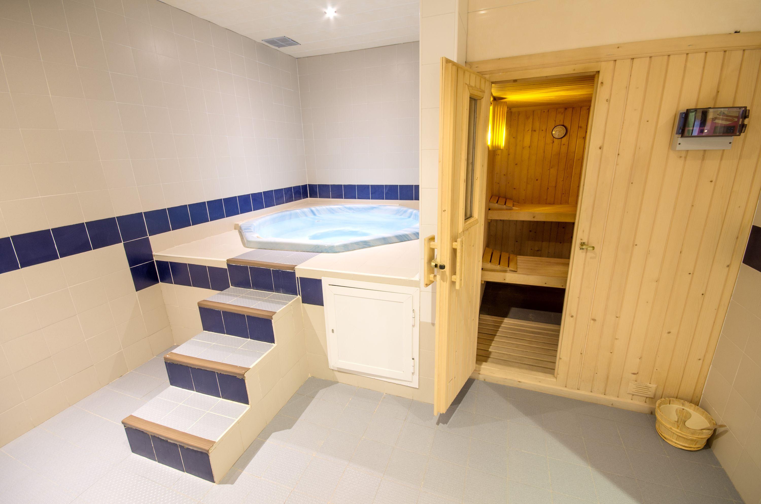 Azuline Bergantin Hotel