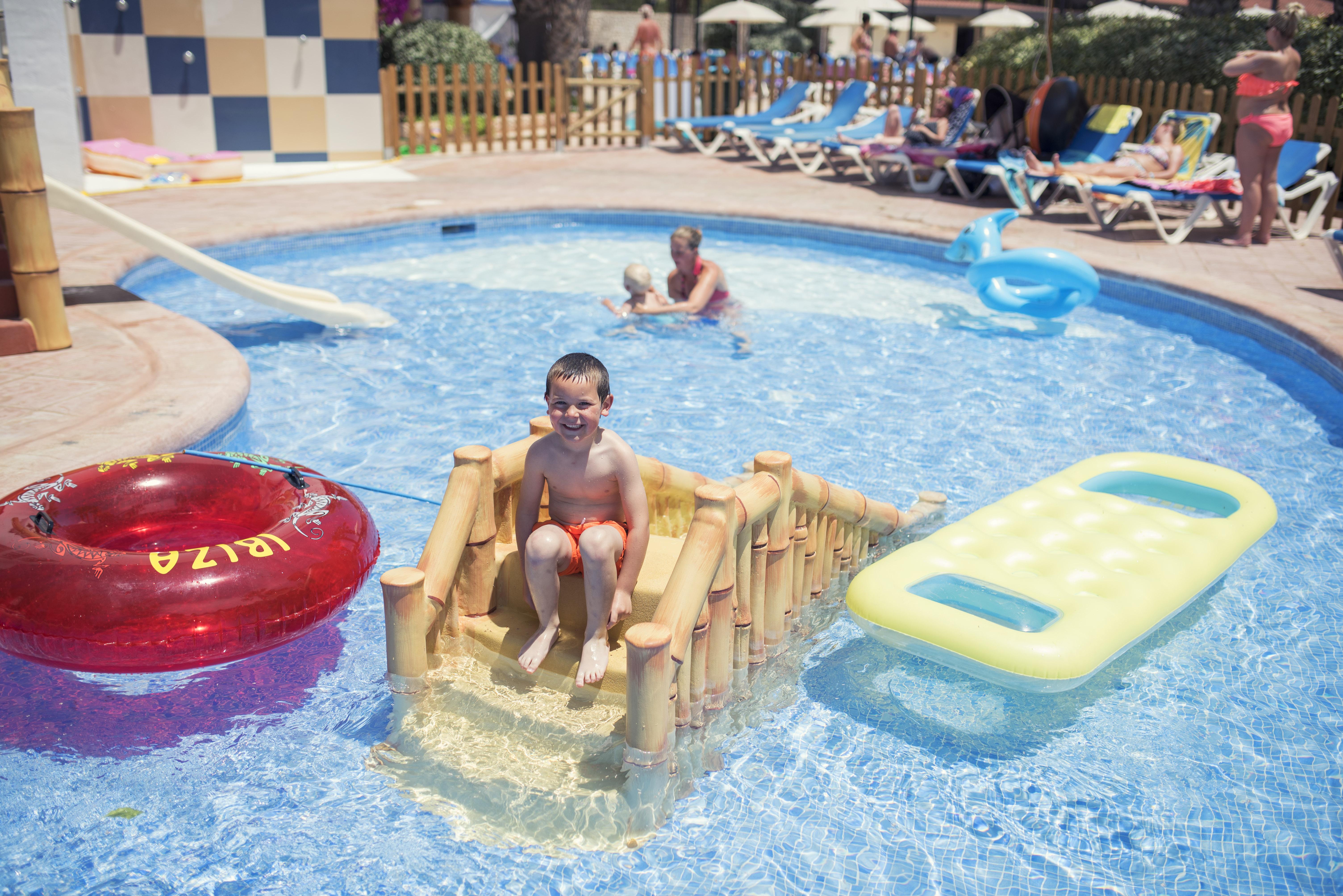 Azuline Bergantin Hotel 3*