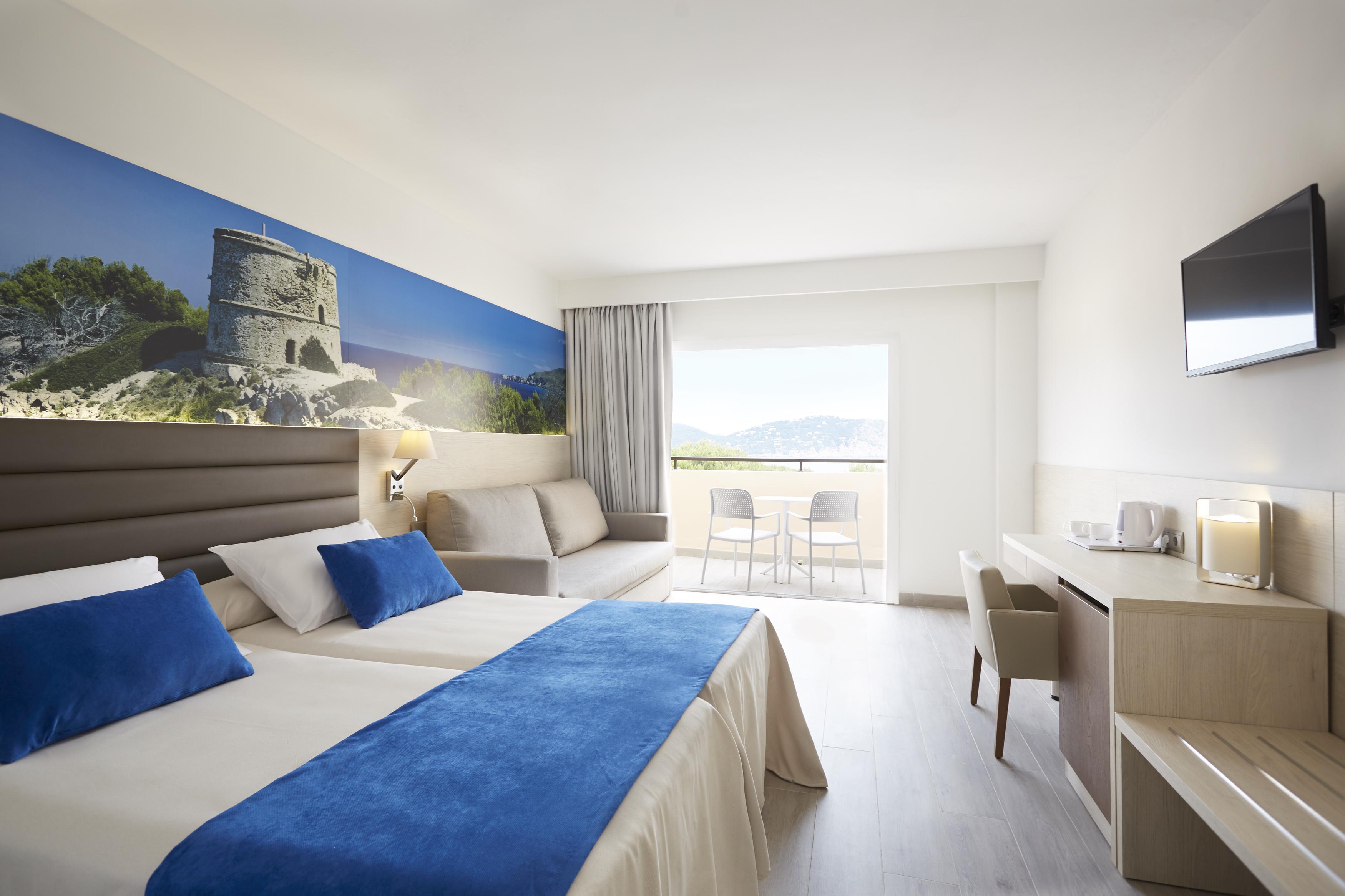 Hotel Invisa Club Cala Blanca Es Figueral