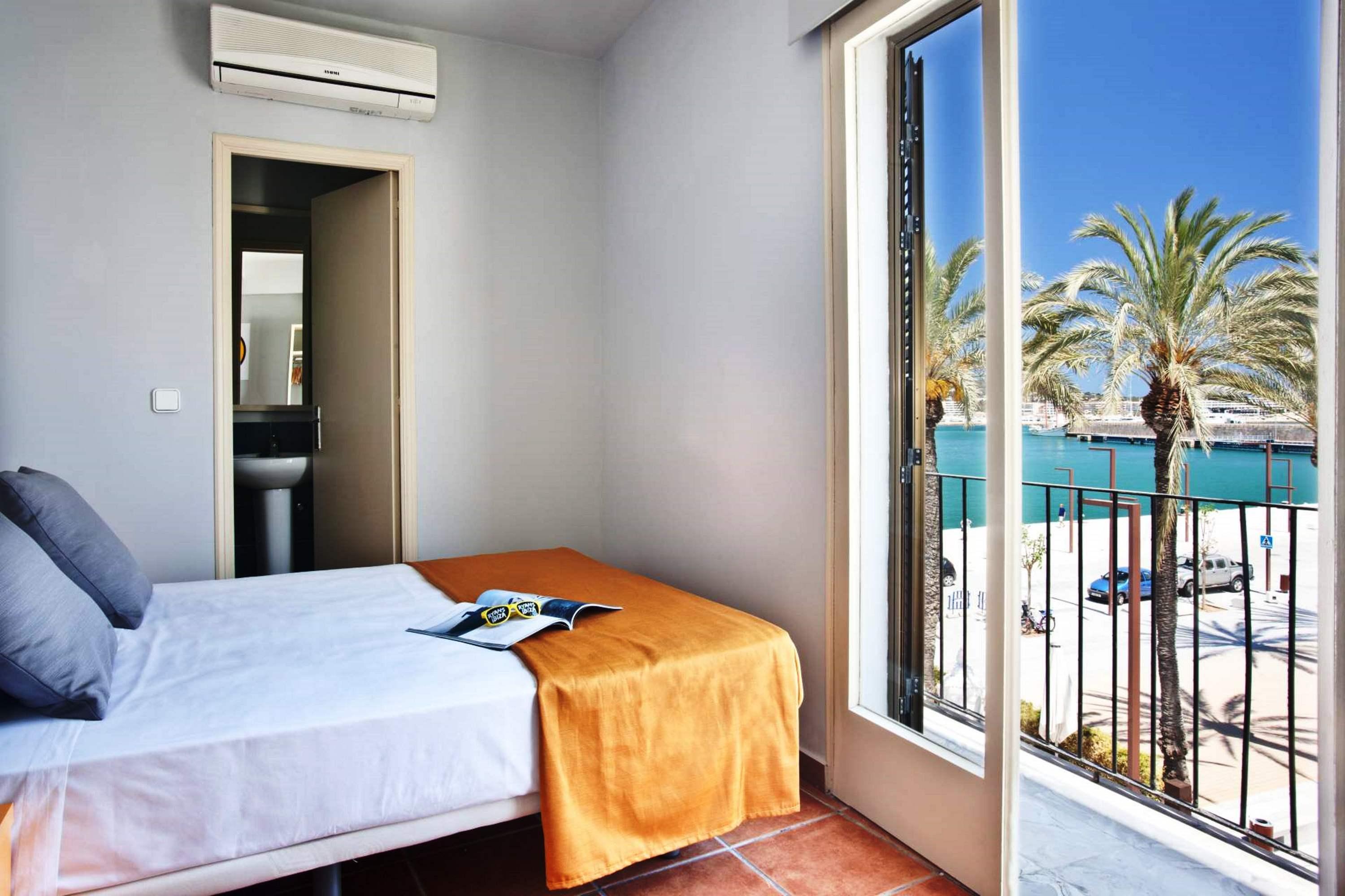 Hotel Ryans La Marina (adults Only)