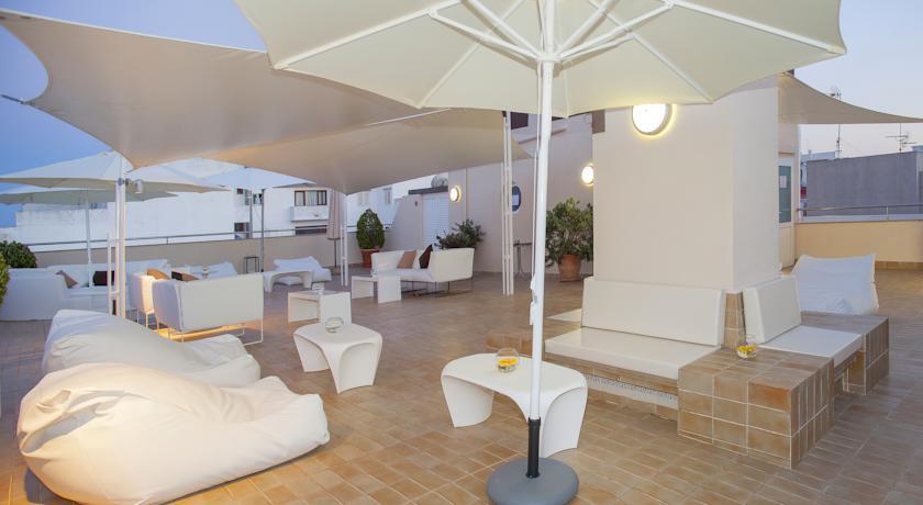 Duquesa Playa Aparthotel Santa Eulària des Riu