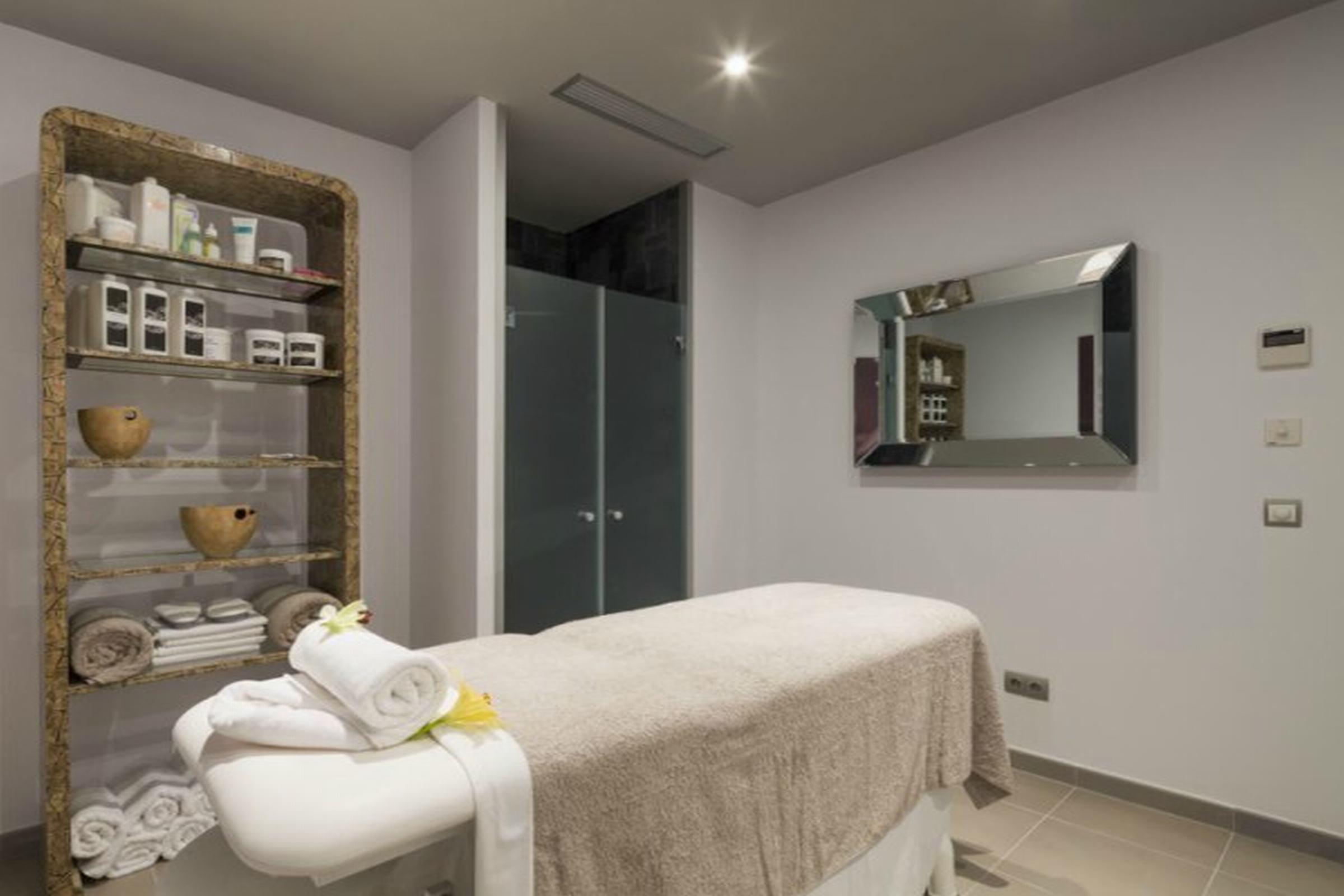 Aparthotel Axel Beach Ibiza - Adults Only Sant Antoni de Portmany