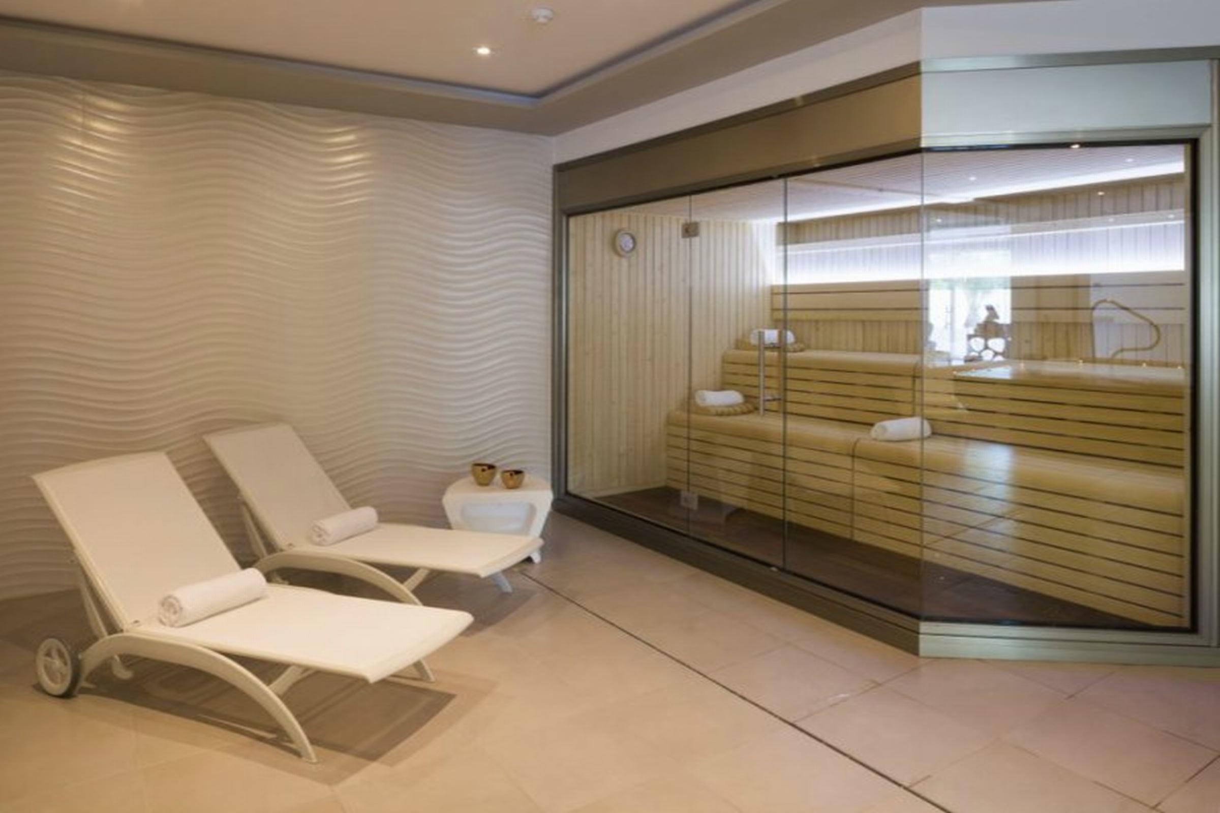 Aparthotel Axel Beach Ibiza - Adults Only 4*