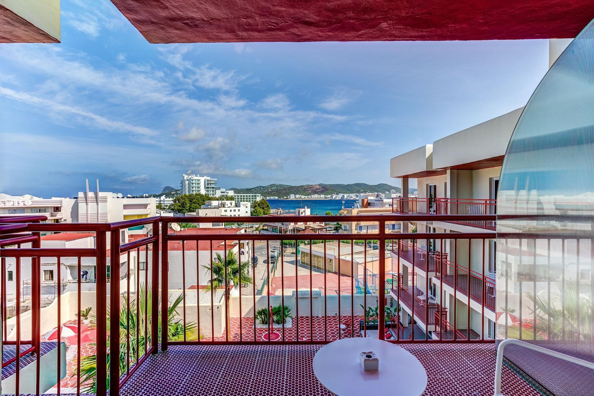 Romeos Ibiza - Adults Only 4*