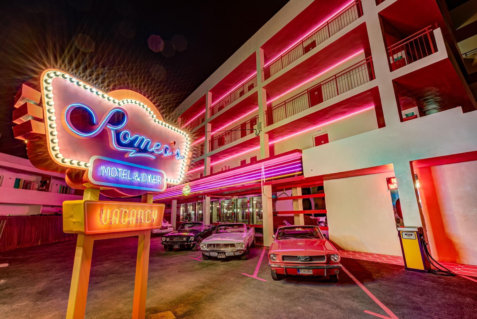Romeos Ibiza - Adults Only Hotel