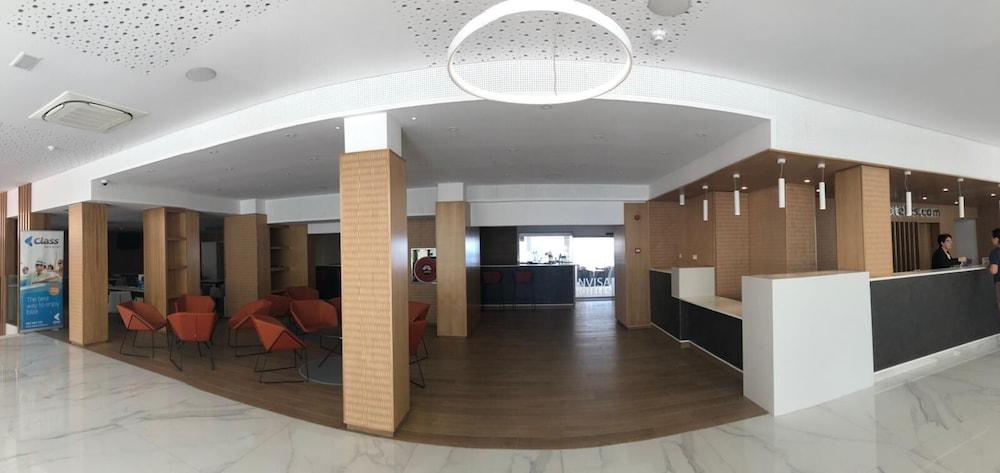 Hotel Invisa Club Cala