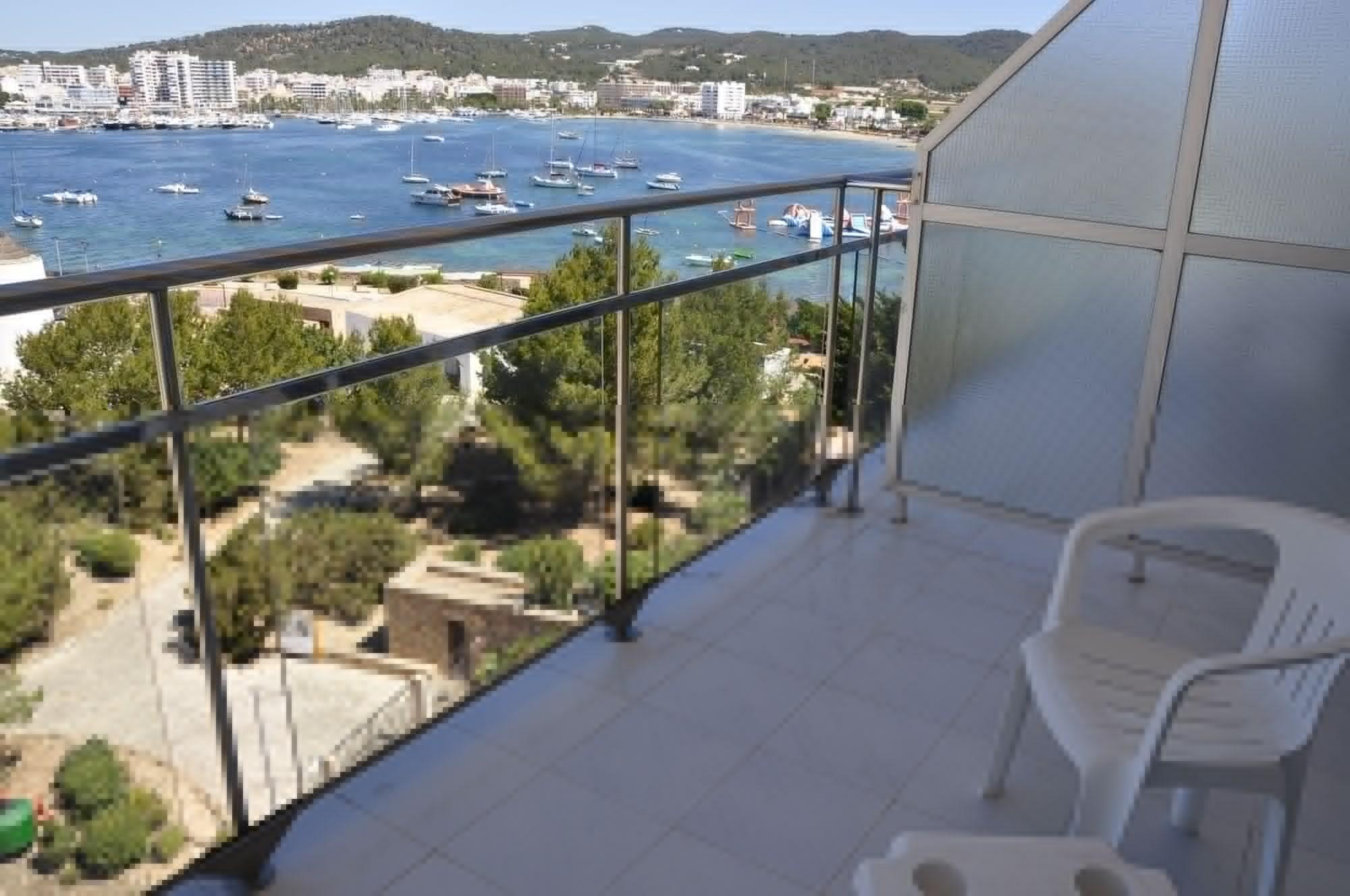Neptuno Hotel 3*