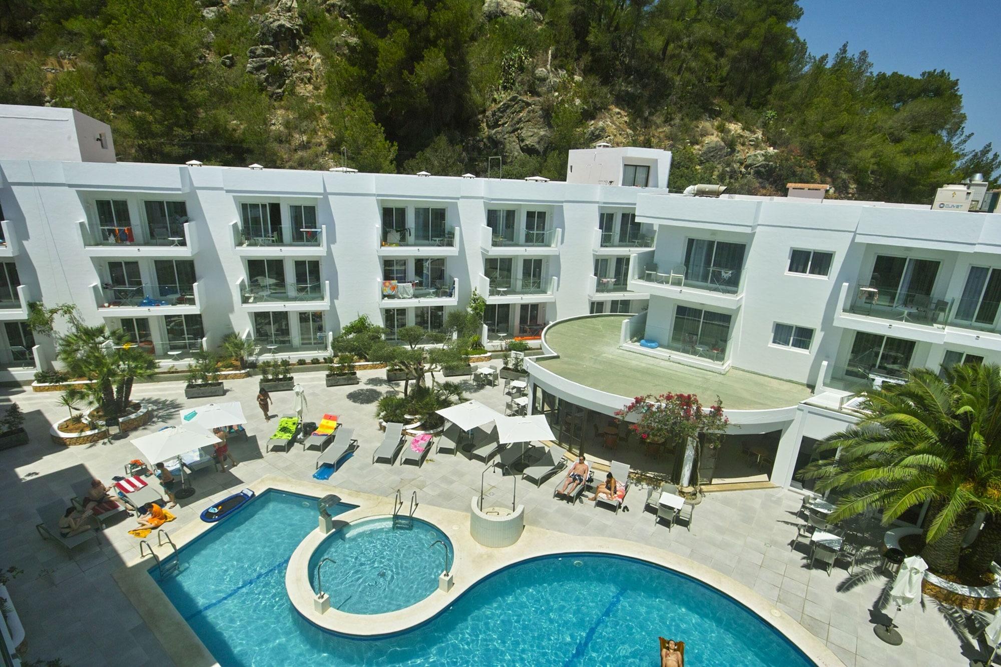 Balansat Aparthotel Port de Sant Miguel