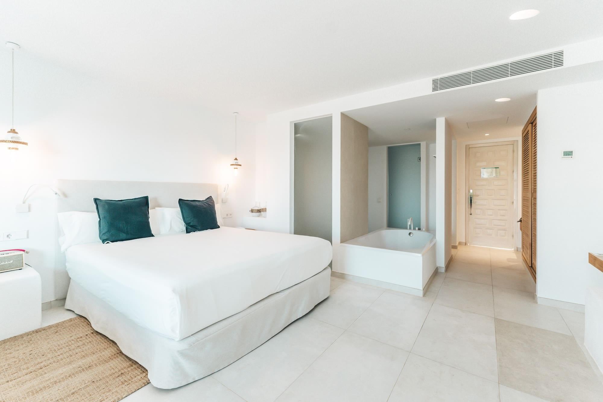 Boutique & Mimosas Ibiza (adults Only) Hotel