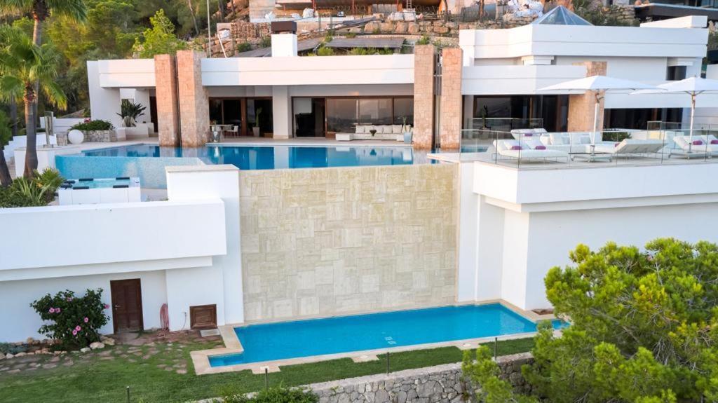 Mirage Ibiza * Nuestra Senora de Jesus