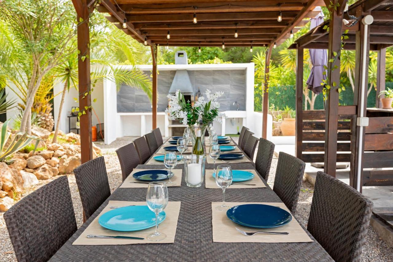 Villa In Ibiza Town With Private Pool, Sleeps 10 *