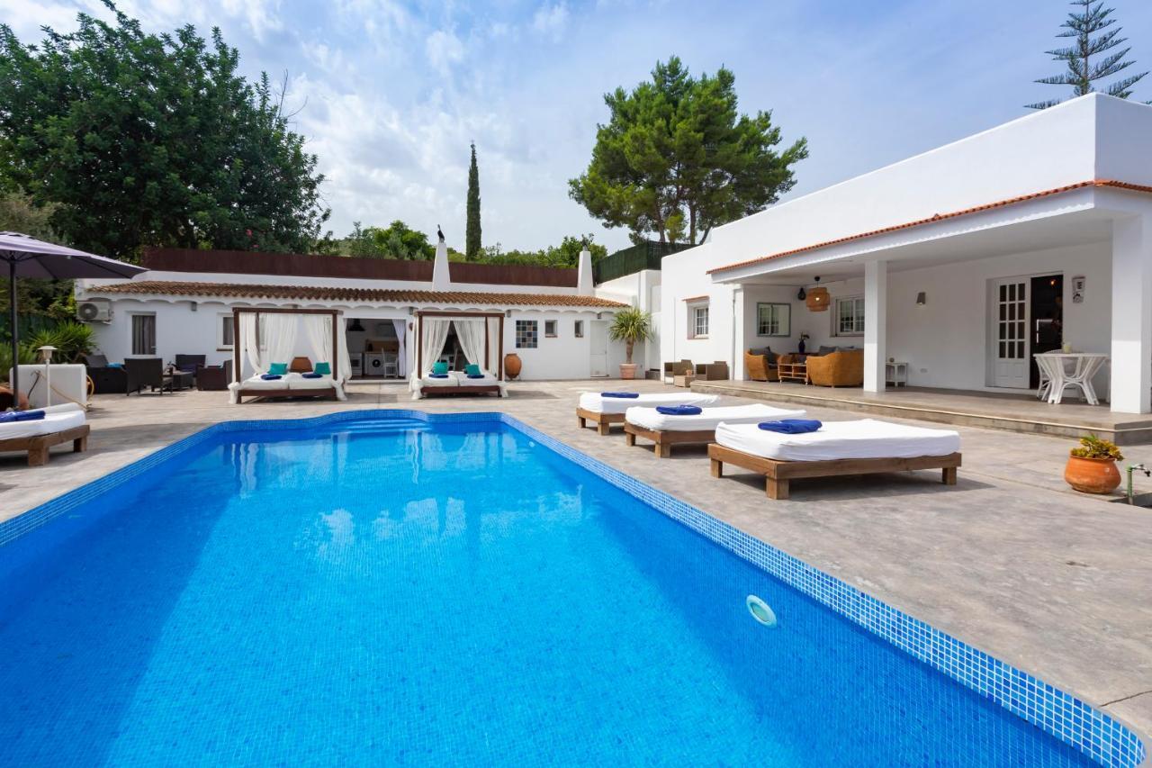 Villa In Ibiza Town With Private Pool, Sleeps 10 *