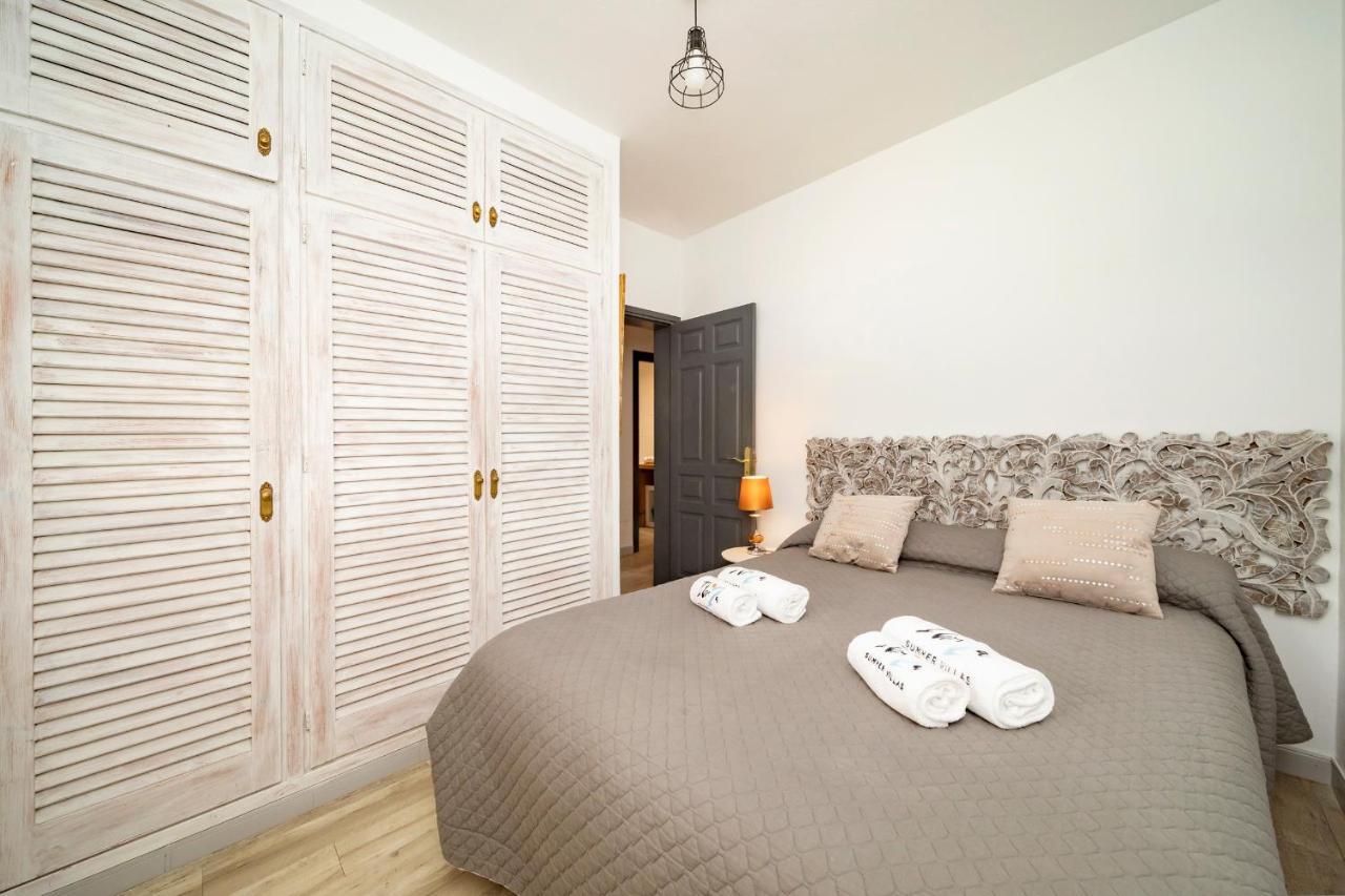 In Ibiza Town With Private Pool, Sleeps 10 Villa