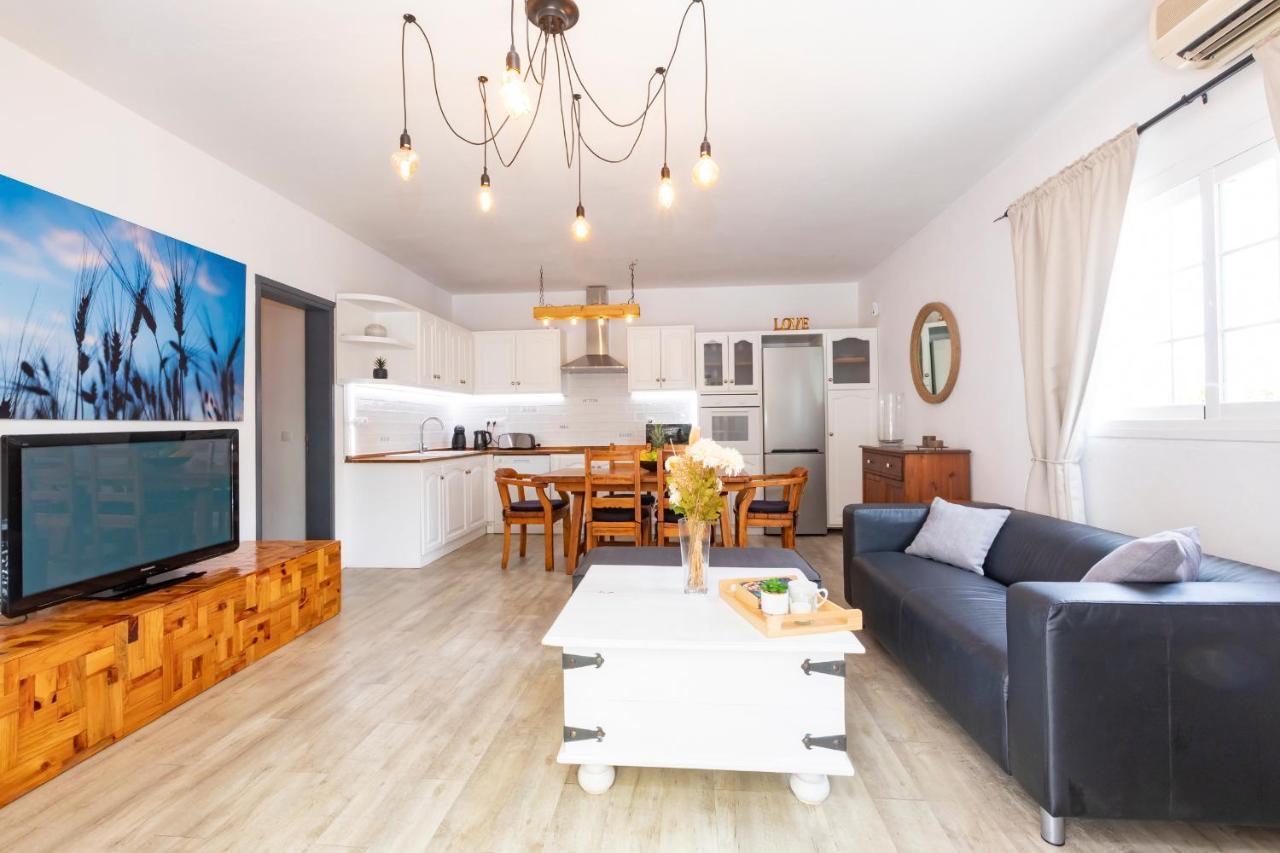 In Ibiza Town With Private Pool, Sleeps 10 Villa