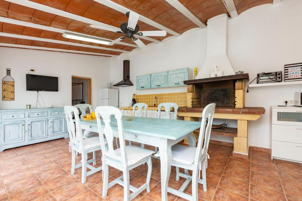 In Ibiza Town With Private Pool, Sleeps 10 San Rafael De Sa Creu
