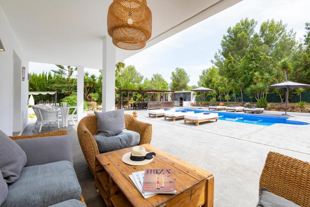 In Ibiza Town With Private Pool, Sleeps 10 San Rafael De Sa Creu