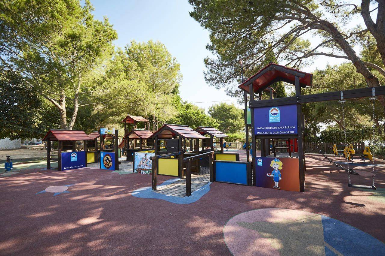 Invisa Club Cala Blanca Hotel Es Figueral