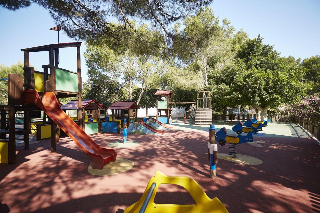 Invisa Club Cala Blanca Es Figueral