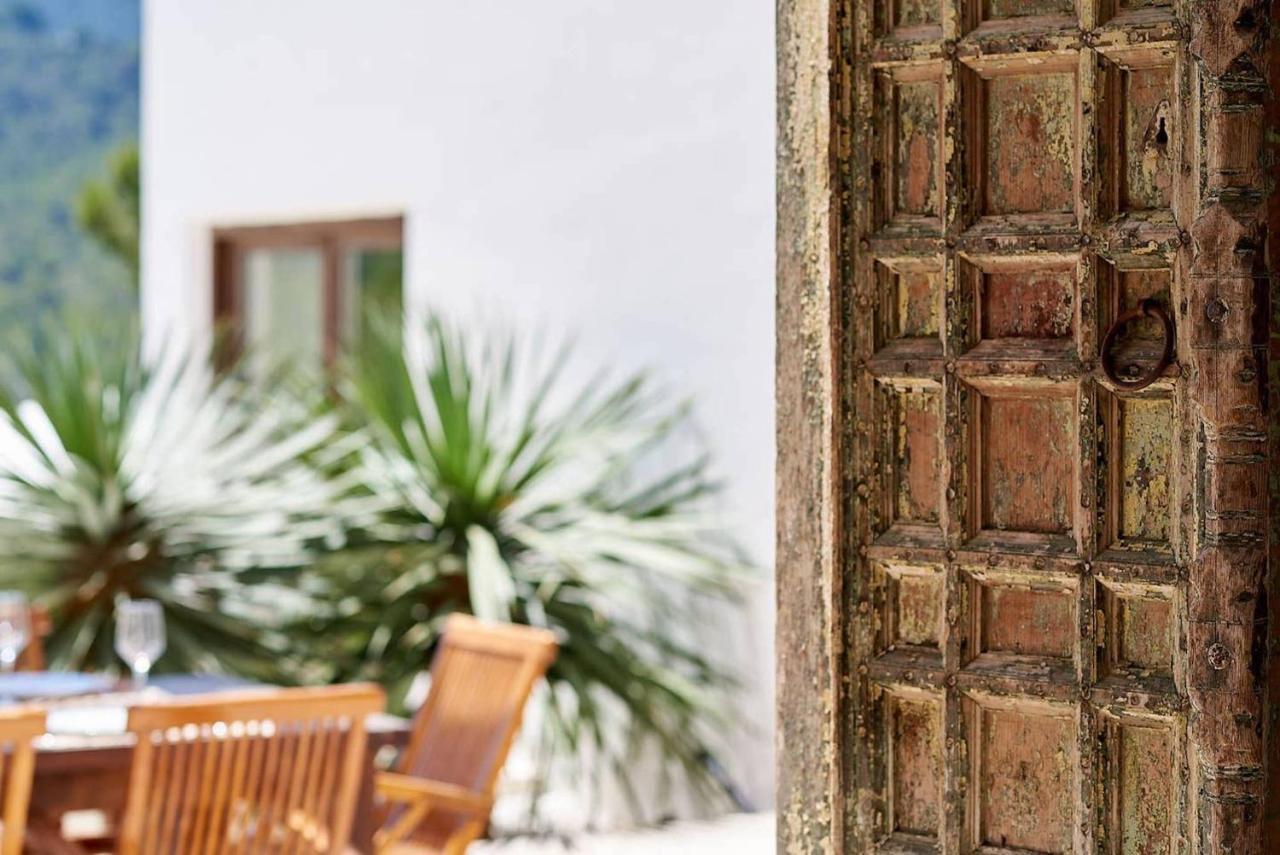 Vista De Muntanya Luxury Villa: Exclusive Beachside Retreat Villa Sant Josep de sa Talaia