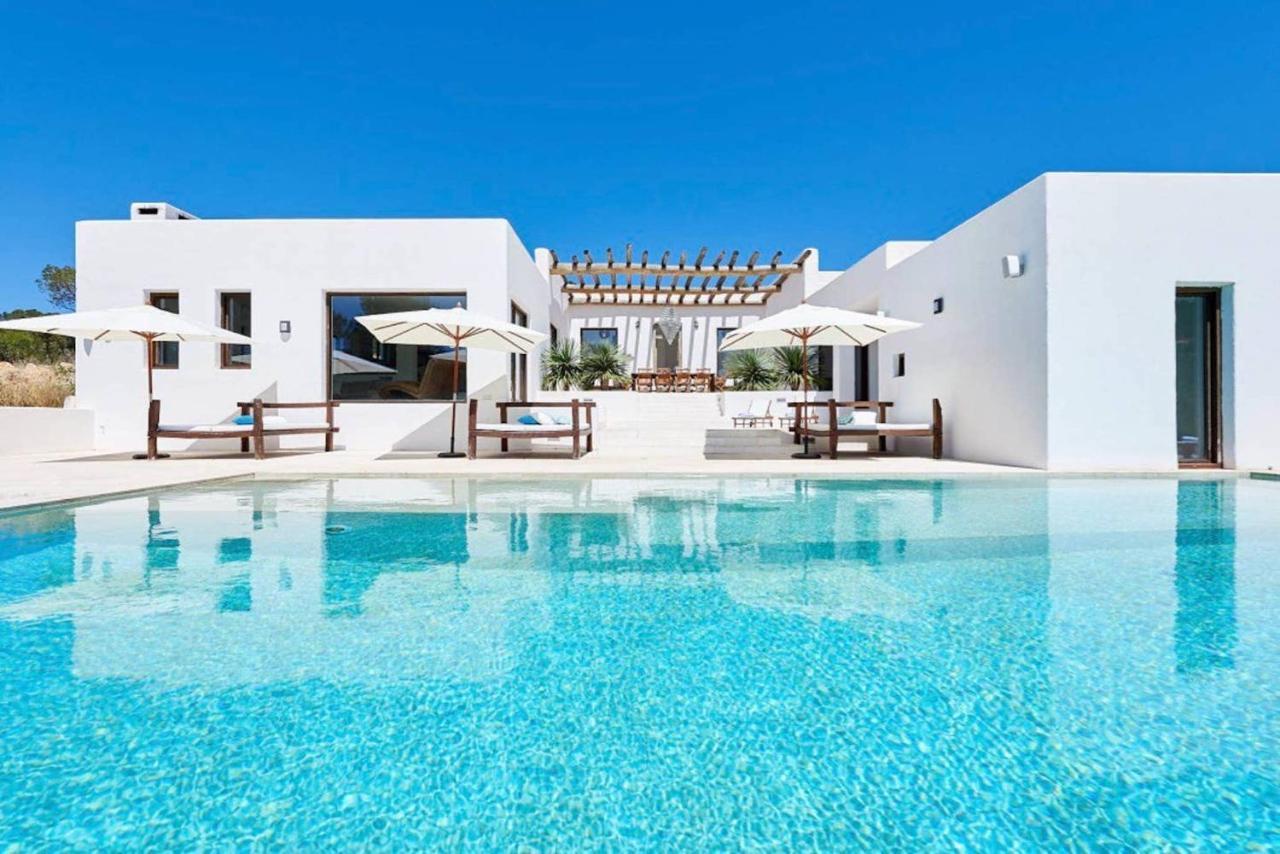 Vista De Muntanya Luxury Villa: Exclusive Beachside Retreat * Sant Josep de sa Talaia