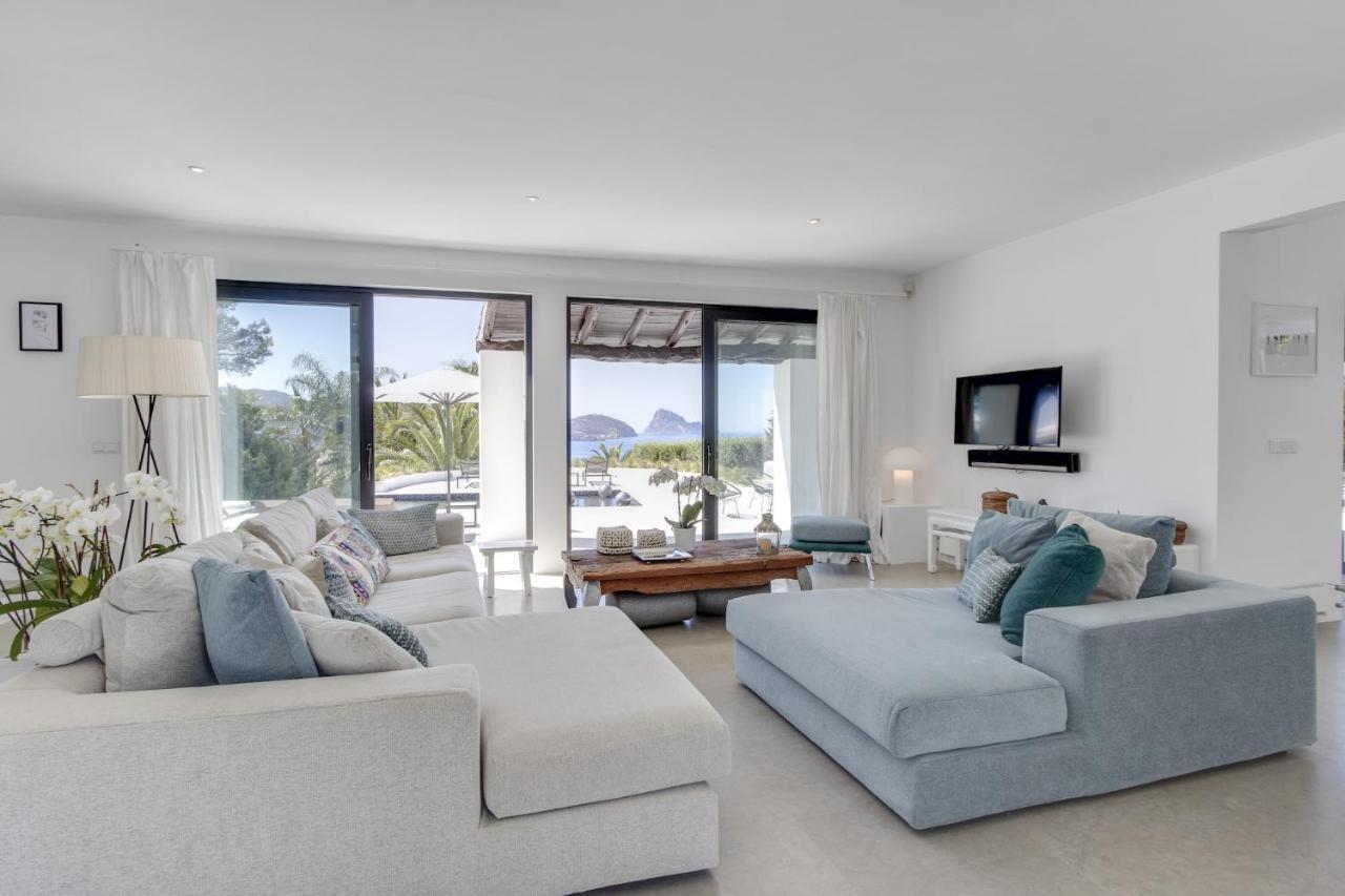 Magical Ibizan Walking Distance To The Es Vedra Style 6 Bedrooms Fabulous Sea Views *