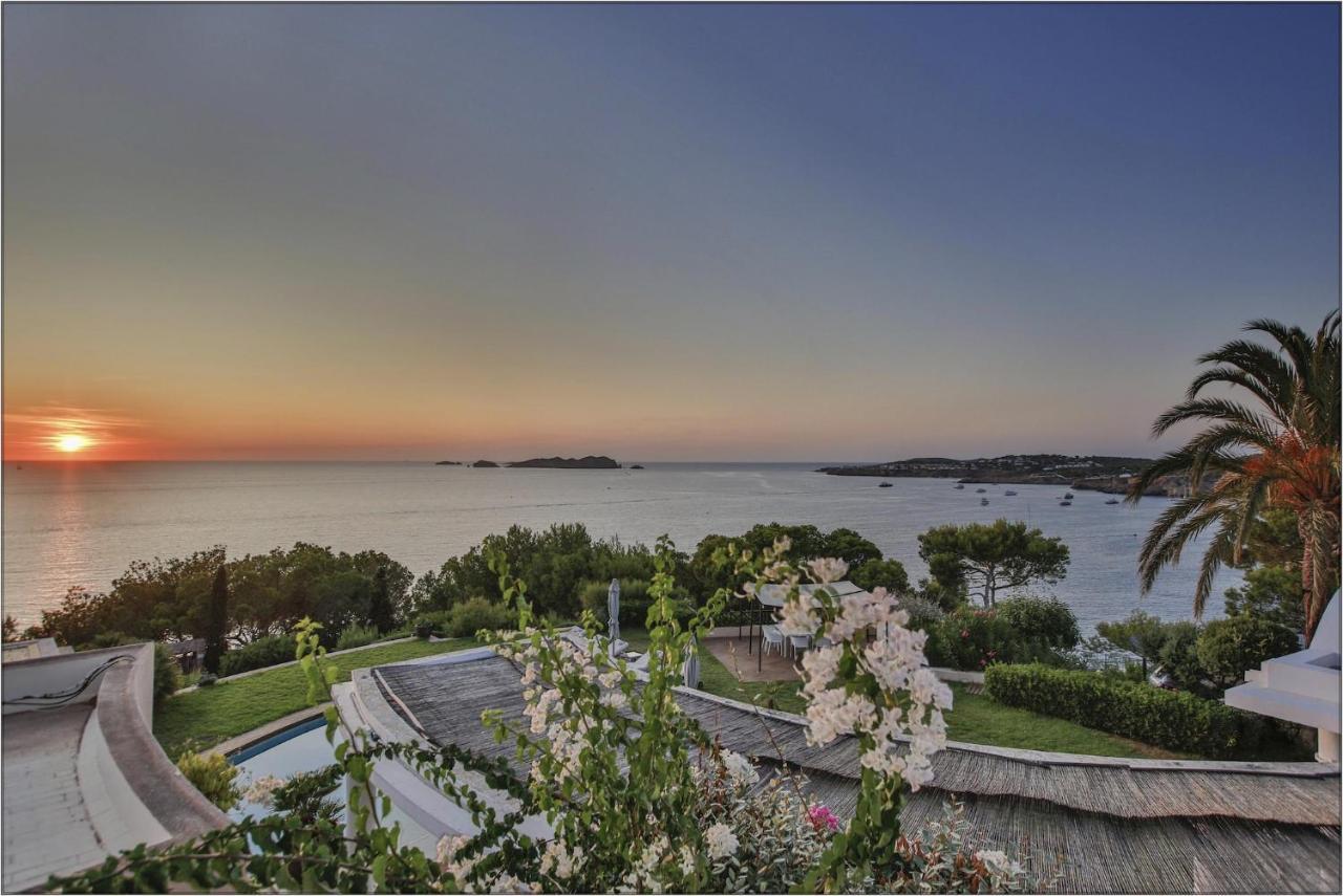 Villa Amazing Ibiza Icarus 6 Bedrooms Perched On A Cliff Overlooking The Of Cala Moli *