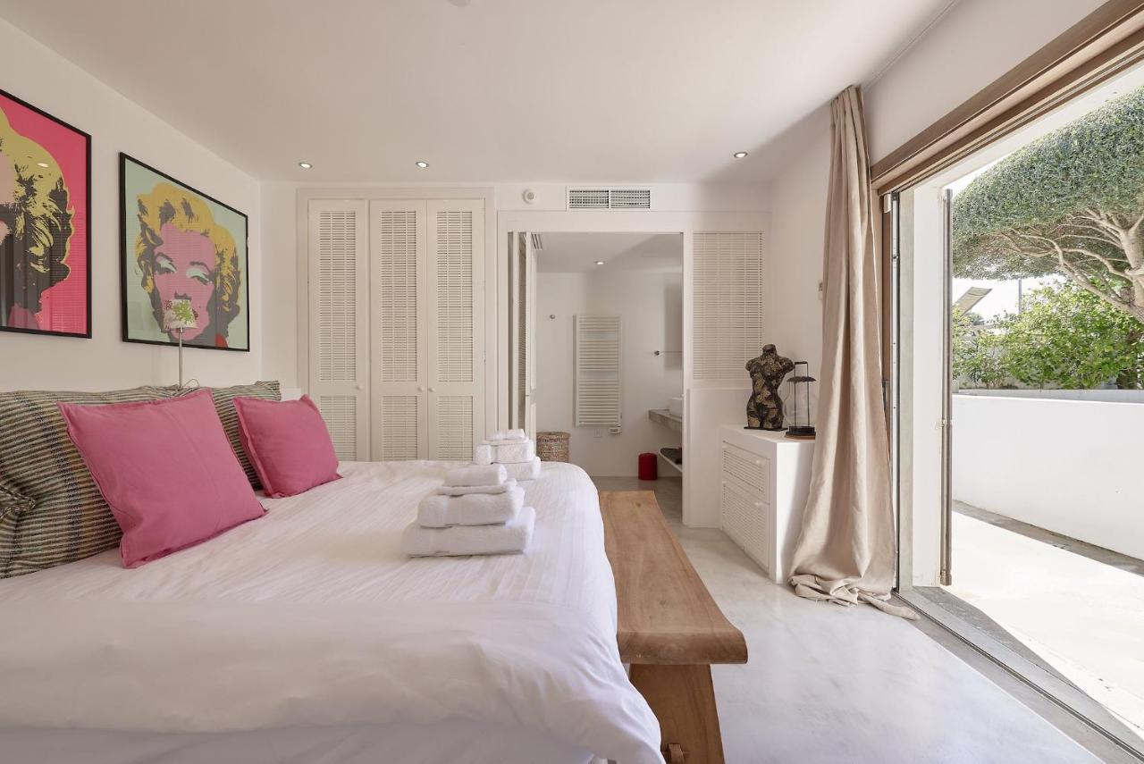 Deluxe Ibizan Retreat Stunning Sea Views Juana 6 Bedroom A Short Drive To The *