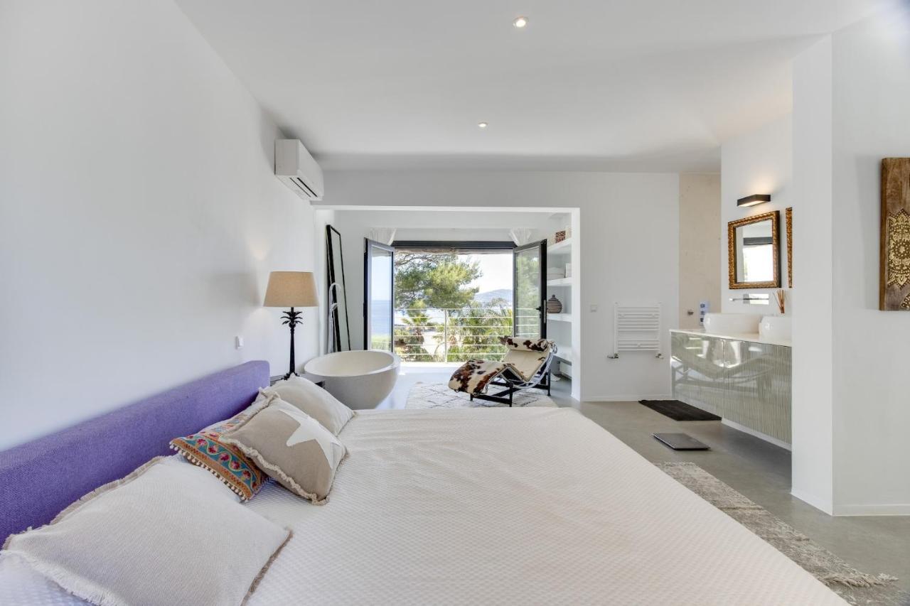 Magical Ibizan Walking Distance To The Es Vedra Style 6 Bedrooms Fabulous Sea Views San José