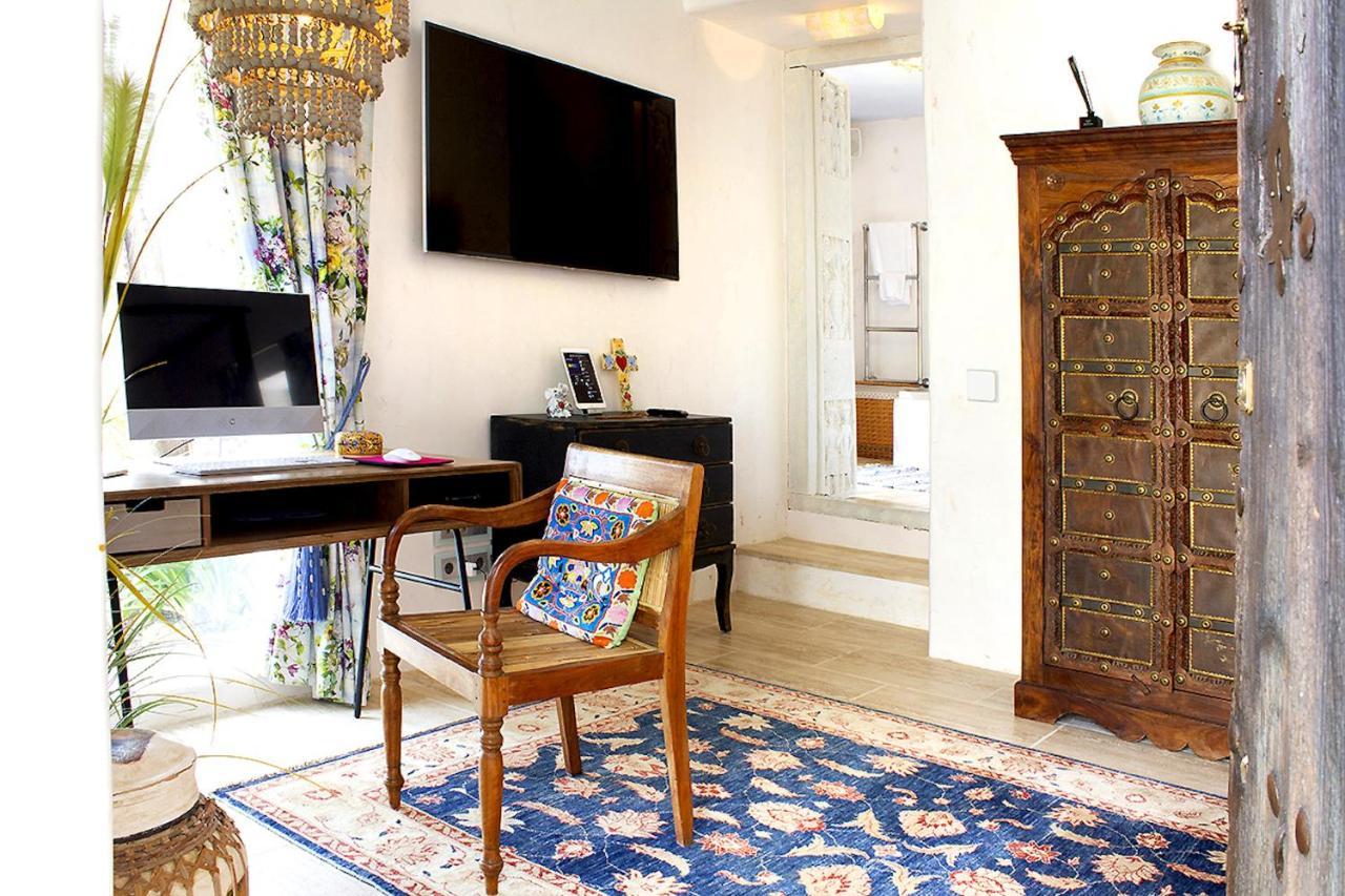 Hideaway Ibiza Hilltop Estate Arte 6 Bedrooms I Santa Eulalia * Santa Eularia des Riu
