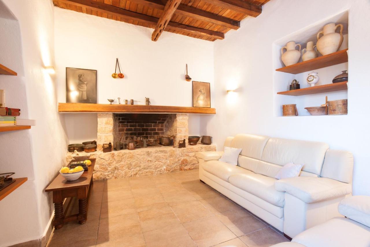 Macia Santa Eularia des Riu
