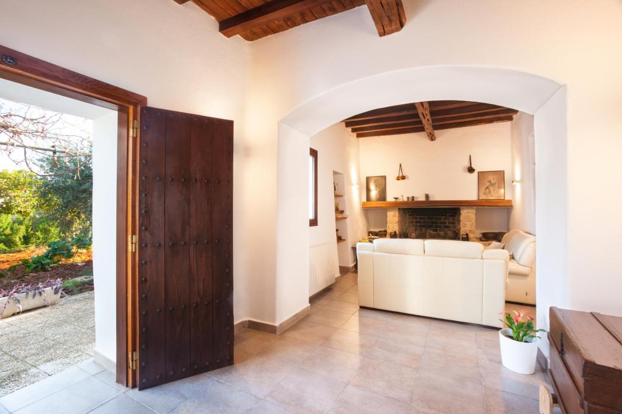 Macia Villa