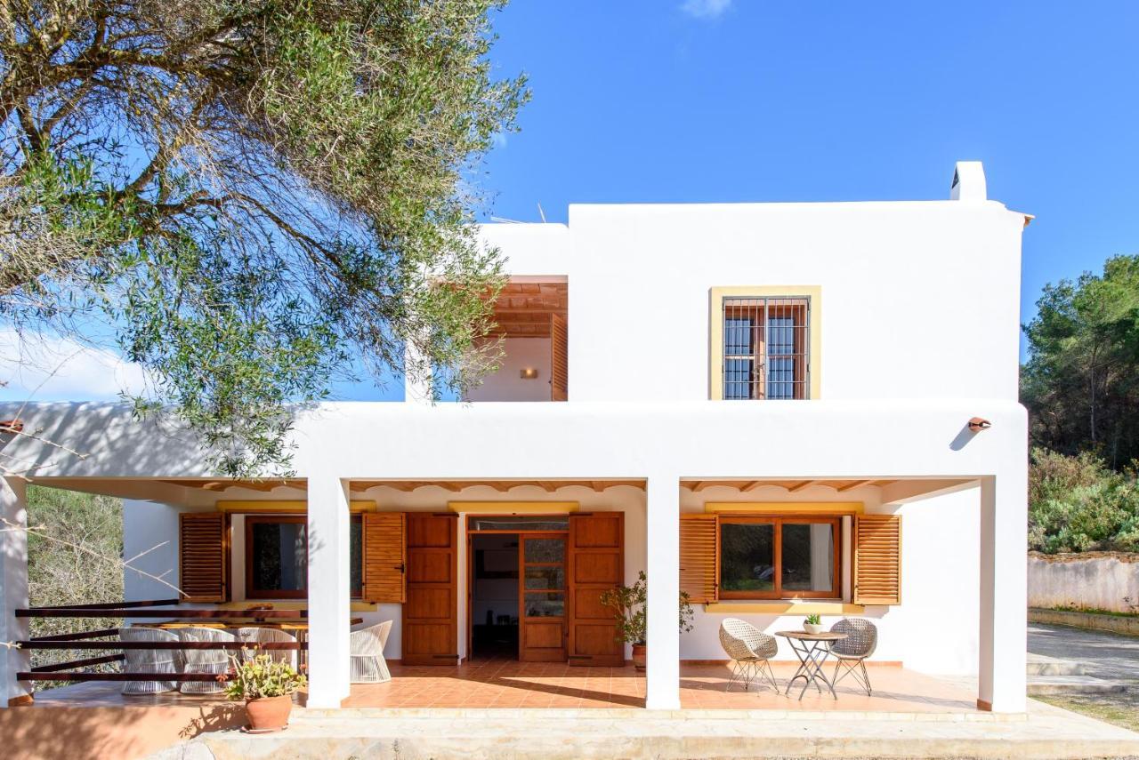 Villa 7 Bedroom With Pool - 5mins Walk To Cala Llonga - Ramon *