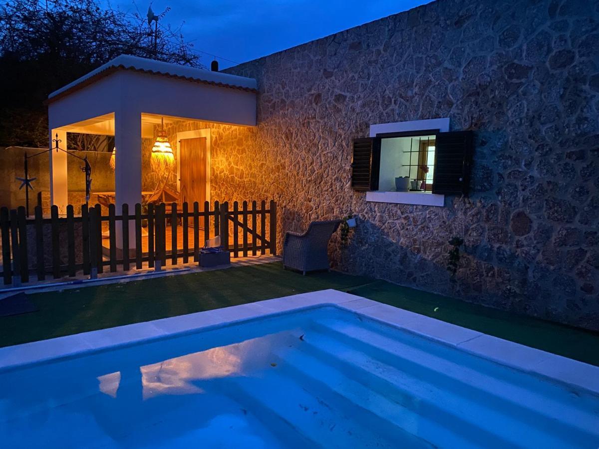 Country House With Private Pool