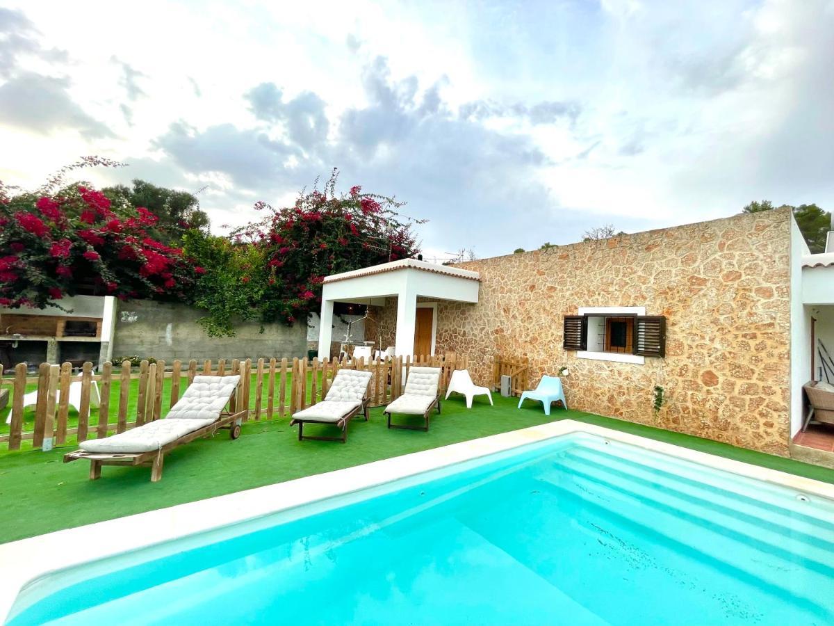 Country House With Private Pool *