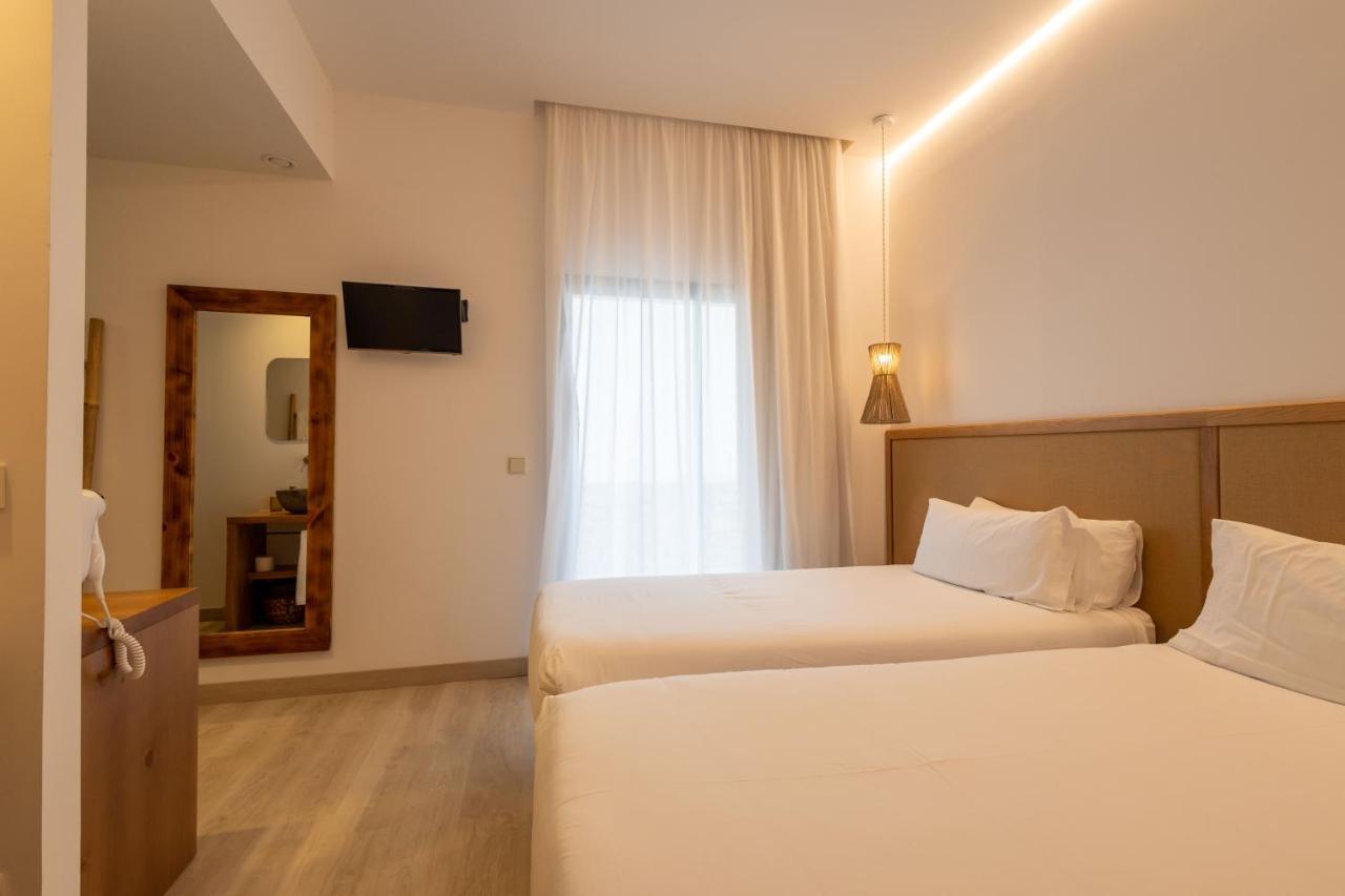 Play - Adults Only Hotel *