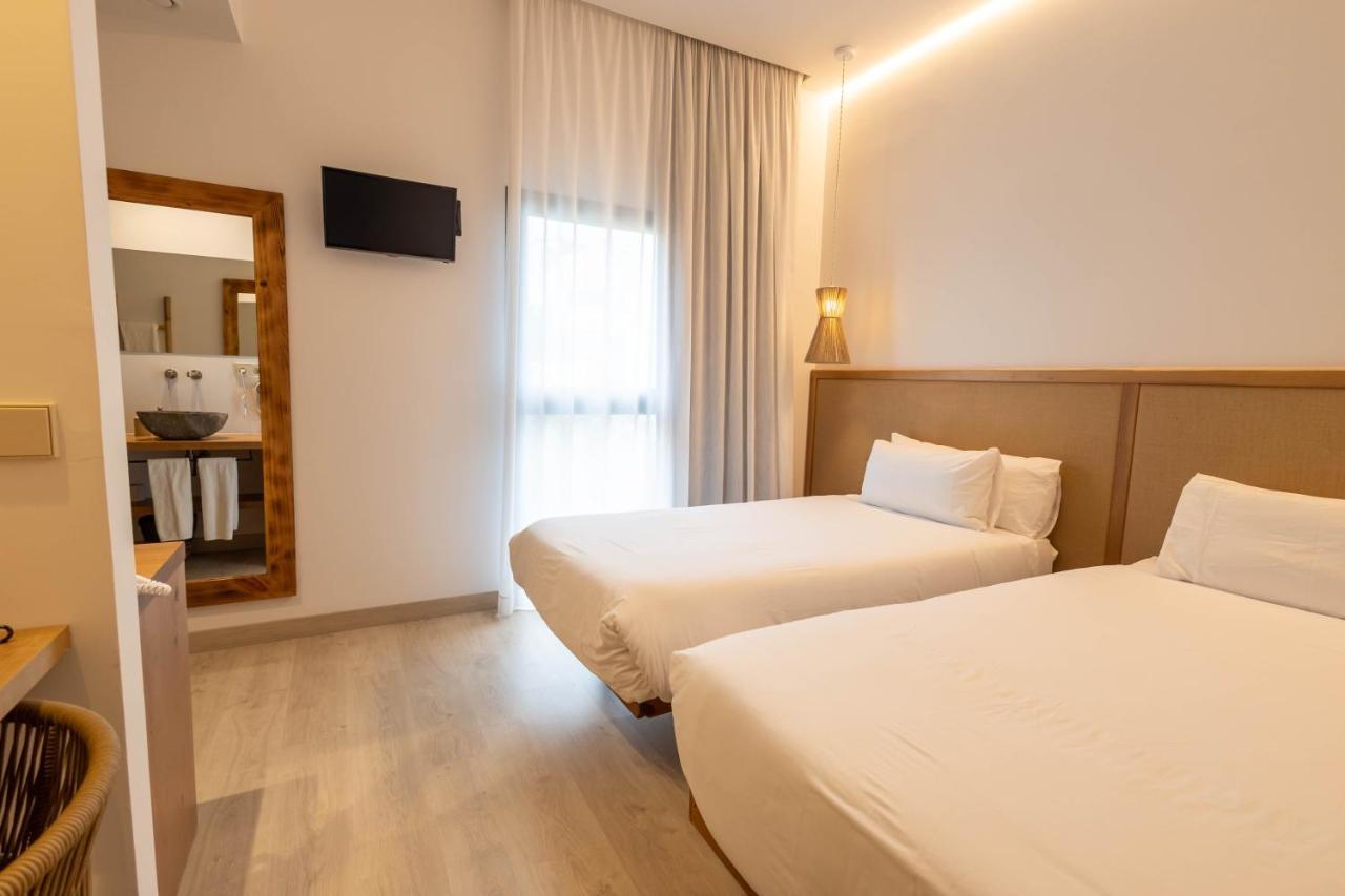 Hotel Play - Adults Only