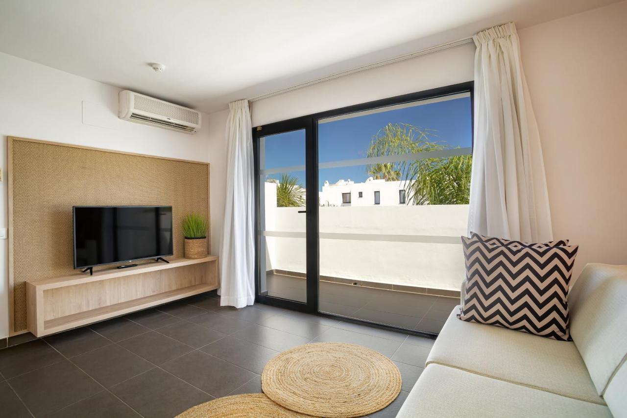 Aparthotel Migjorn Ibiza & 4*